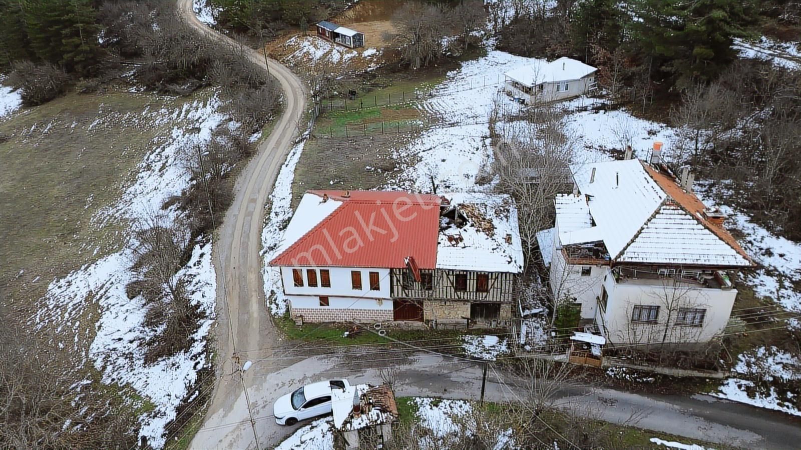 Tan Emlaktan Kadıbükünde Satılık Arsa - Görsel 17