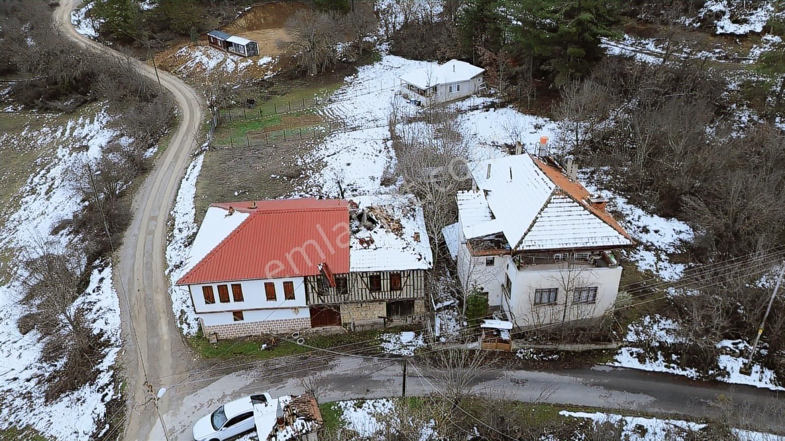 Tan Emlaktan Kadıbükünde Satılık Arsa - Görsel 4