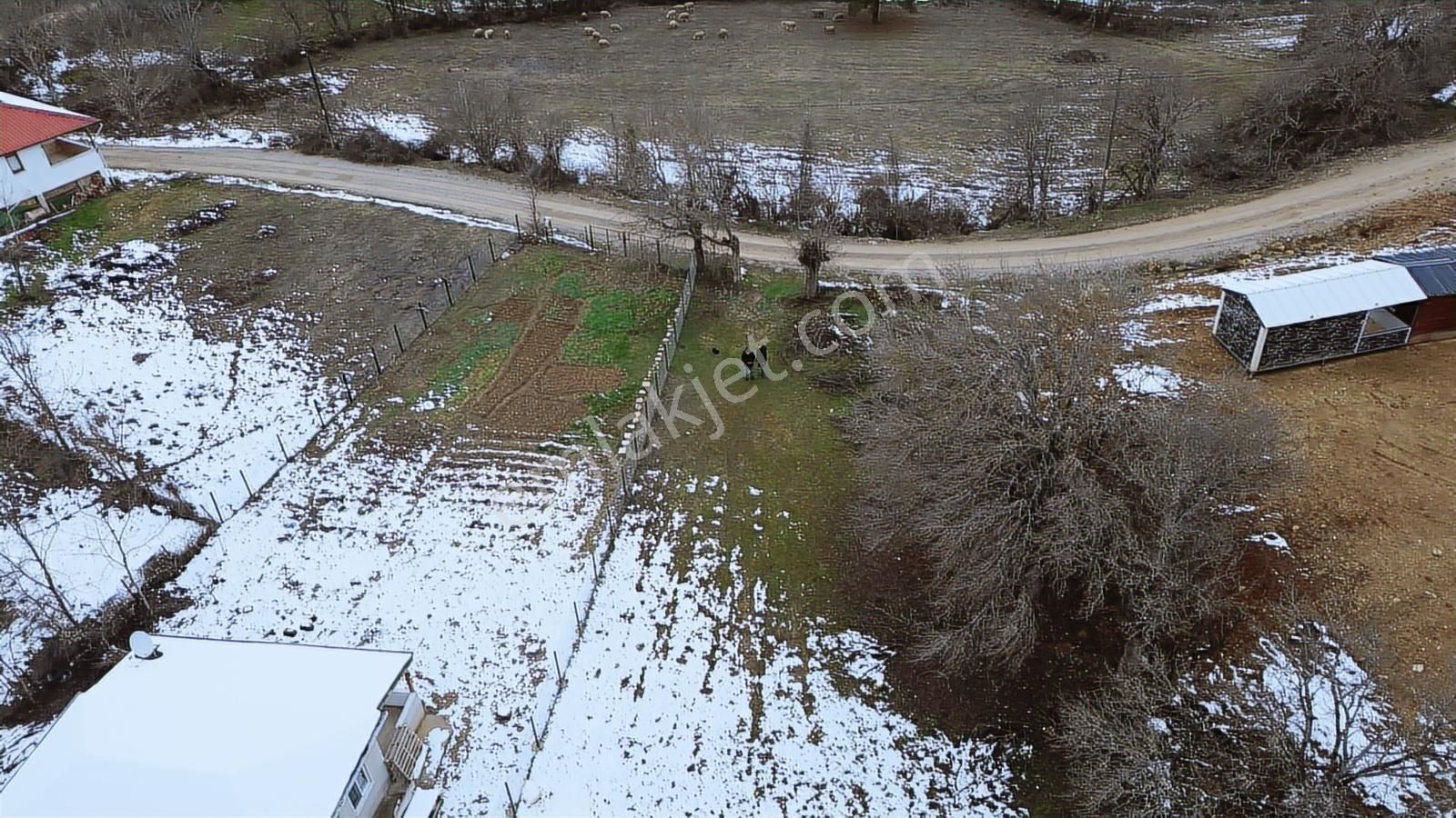 Tan Emlaktan Kadıbükünde Satılık Arsa - Görsel 15