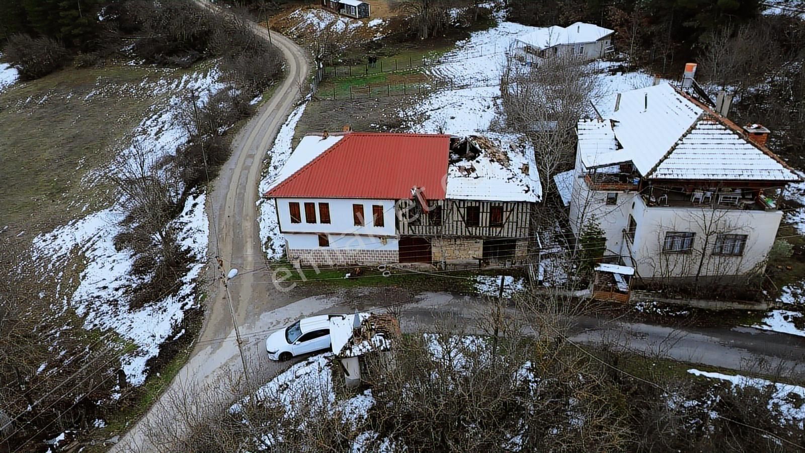 Tan Emlaktan Kadıbükünde Satılık Arsa - Görsel 24