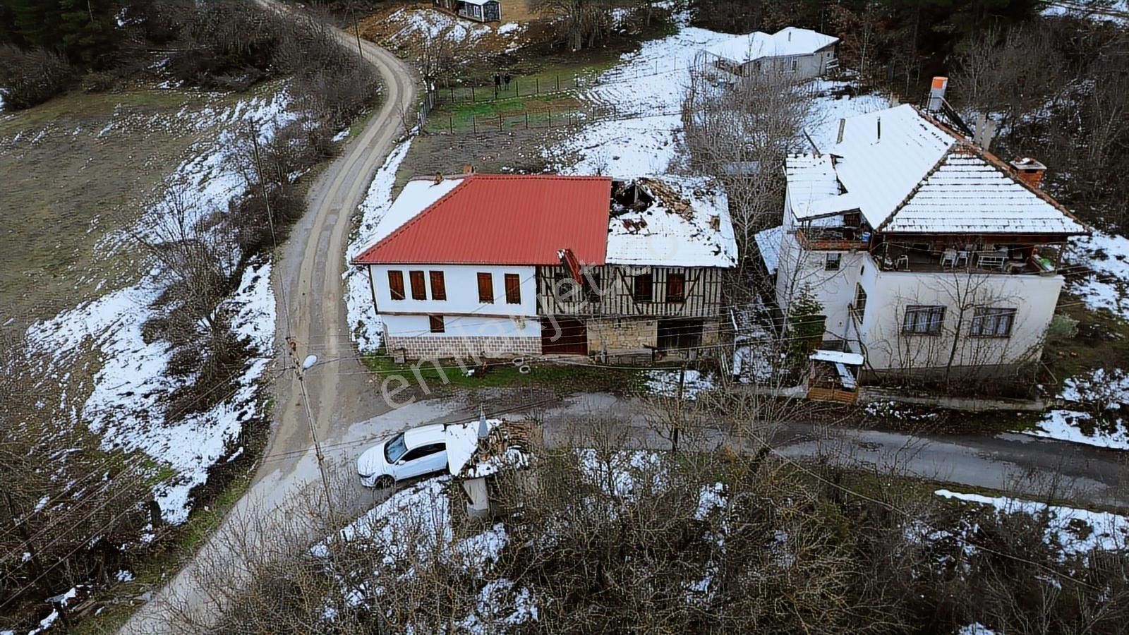 Tan Emlaktan Kadıbükünde Satılık Arsa - Görsel 11