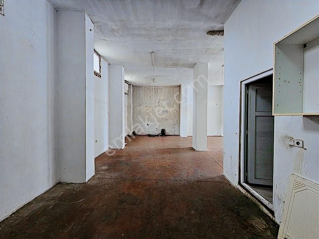 Avcılar Yeşilkent Mh Çok Amaçlı Kullanıma Uygundur-220 M2 - Görsel 5