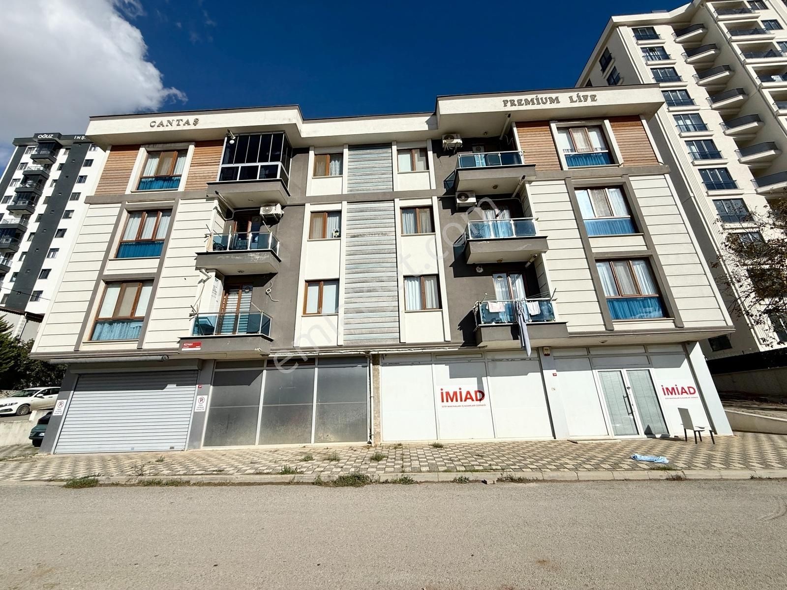 Satılık 3+1 Daire - Aydınlı - Ebeveyn Banyolu - Asansörlü - Görsel 19