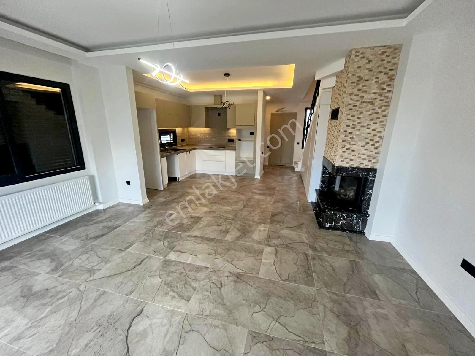 Kuşadası Satılık Güzelçamlıda Denize Yakın 3+1 Yazlık - Görsel 19