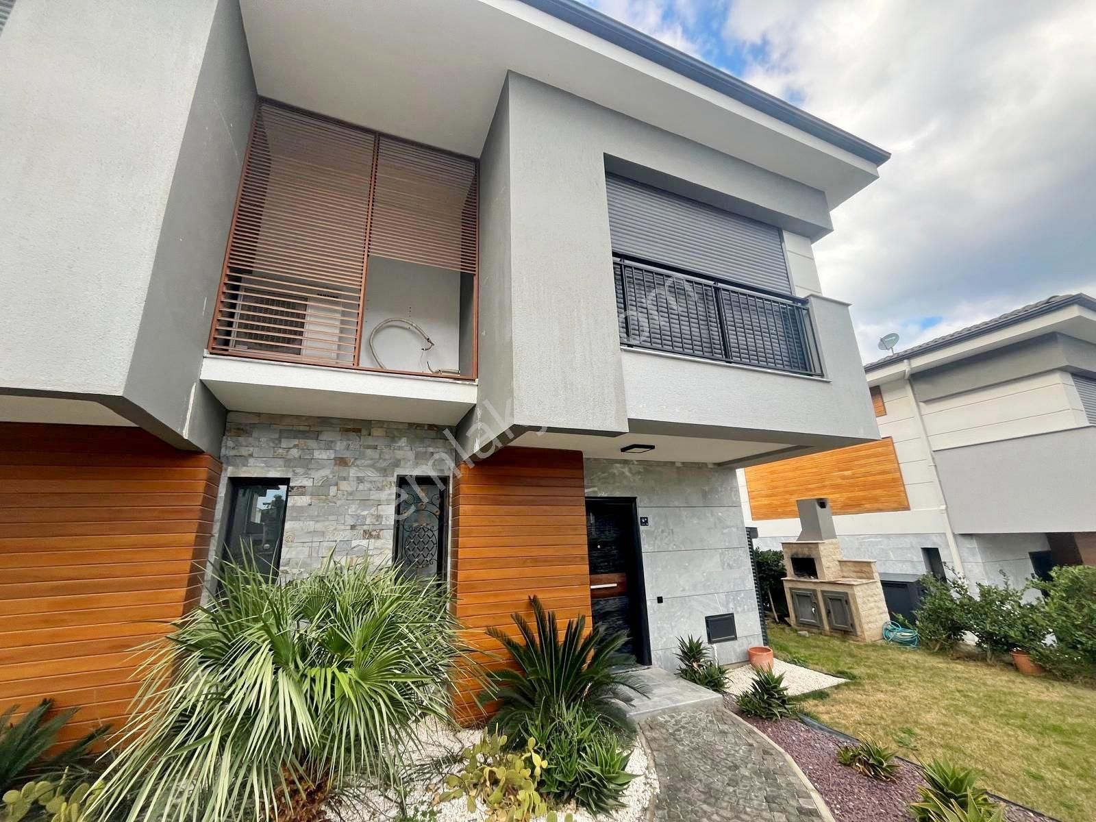 Kuşadası Satılık Güzelçamlıda Denize Yakın 3+1 Yazlık - Görsel 14