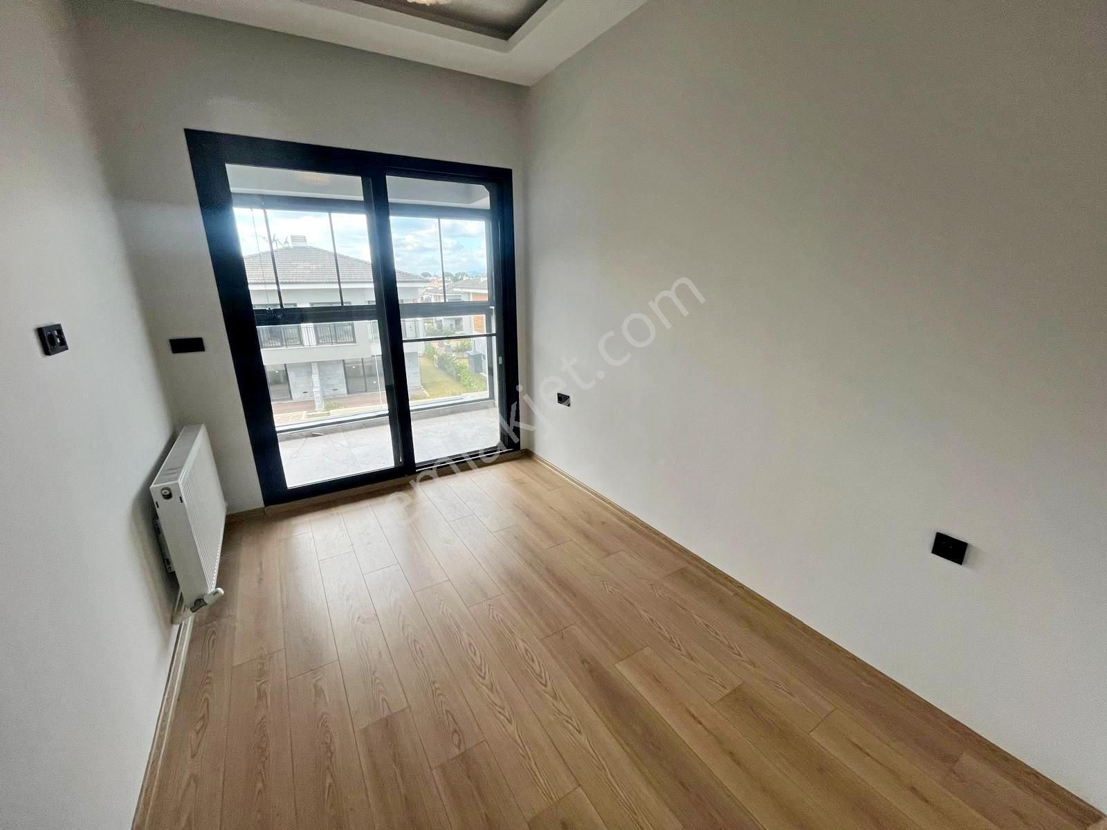 Kuşadası Satılık Güzelçamlıda Denize Yakın 3+1 Yazlık - Görsel 23