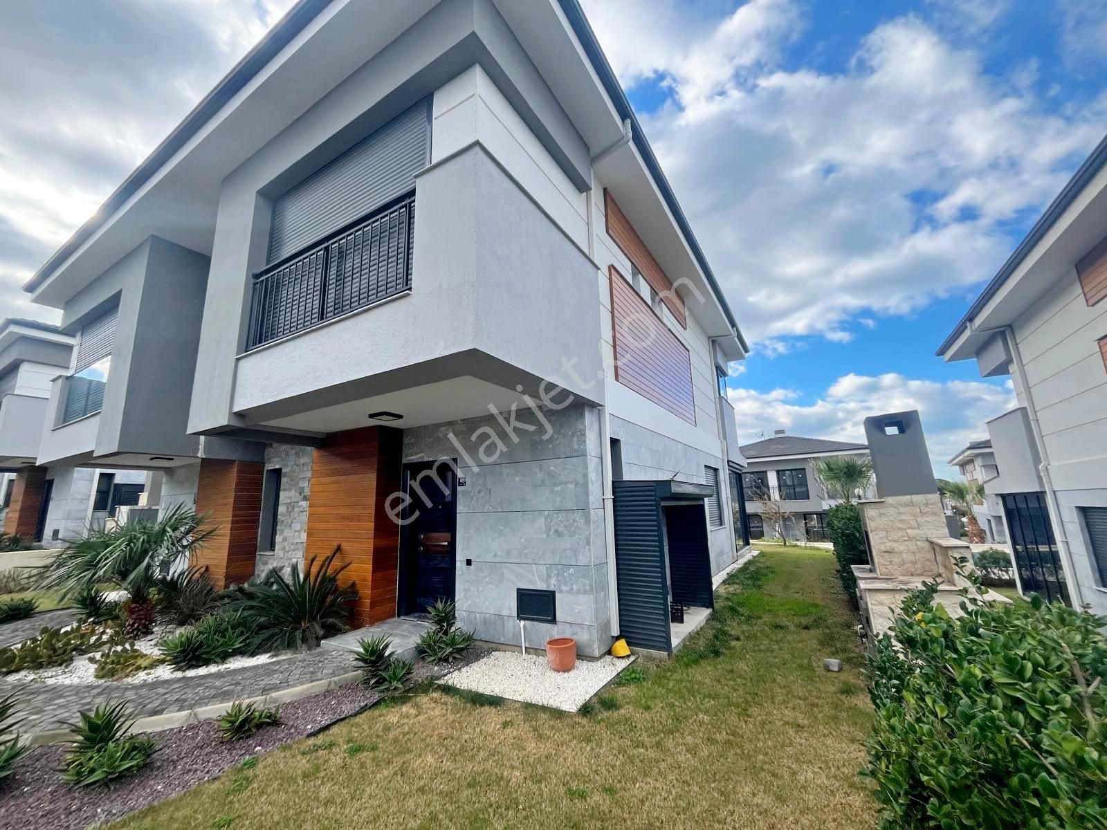 Kuşadası Satılık Güzelçamlıda Denize Yakın 3+1 Yazlık - Görsel 5