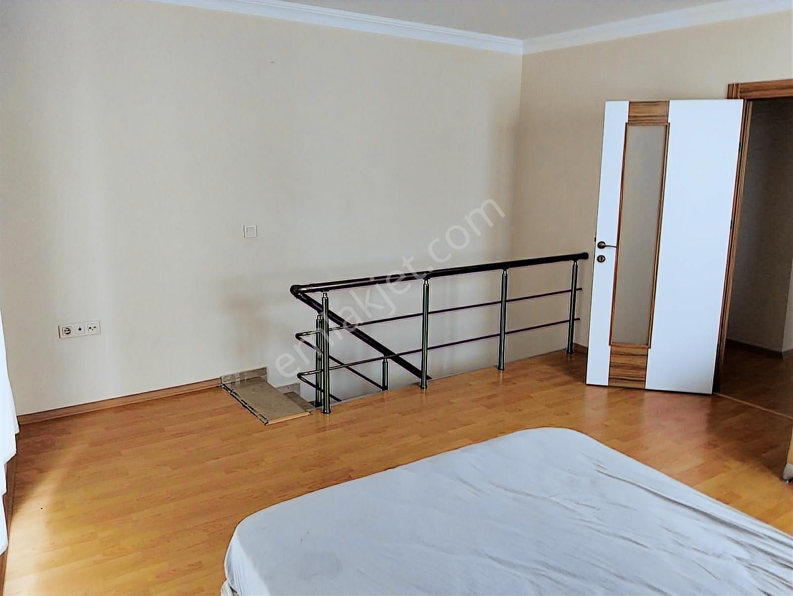 Sancaktepe Merve Mhde Kat Mülkiyetli 2+1 Ters Dubleks - Görsel 15