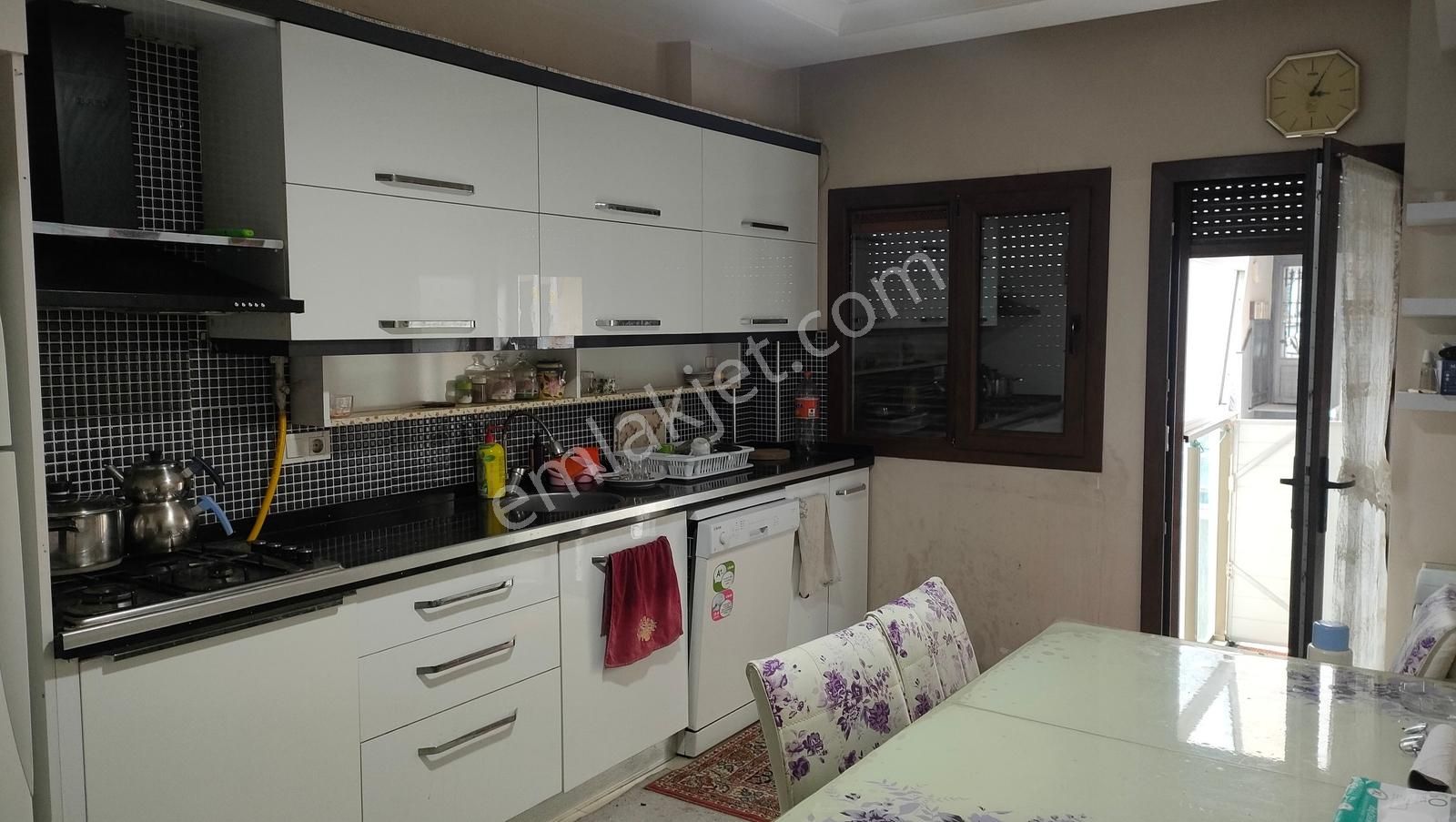 Buca Çamlık'ta Satılık Yüksek Giriş 3+1 Daire