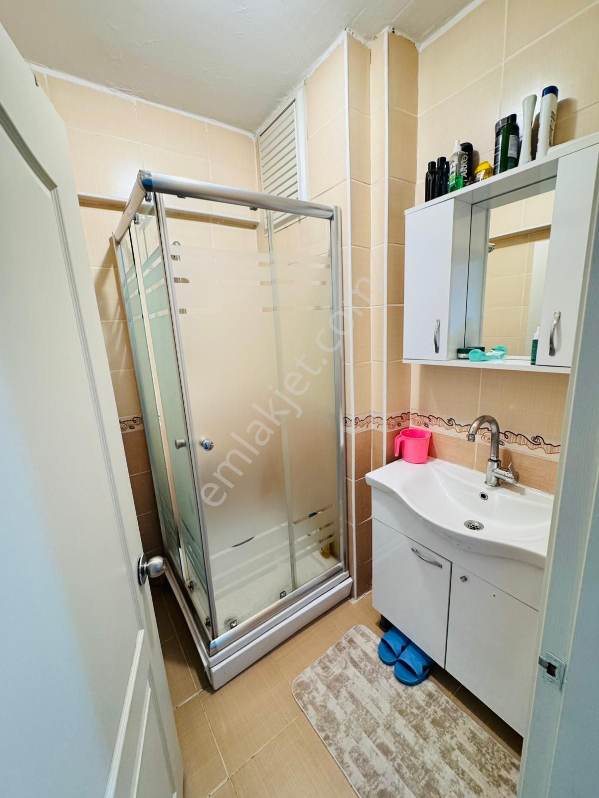 Bostancık Caddesi Üzerinde 3+1 Katta Satılık Daire !! - Görsel 12