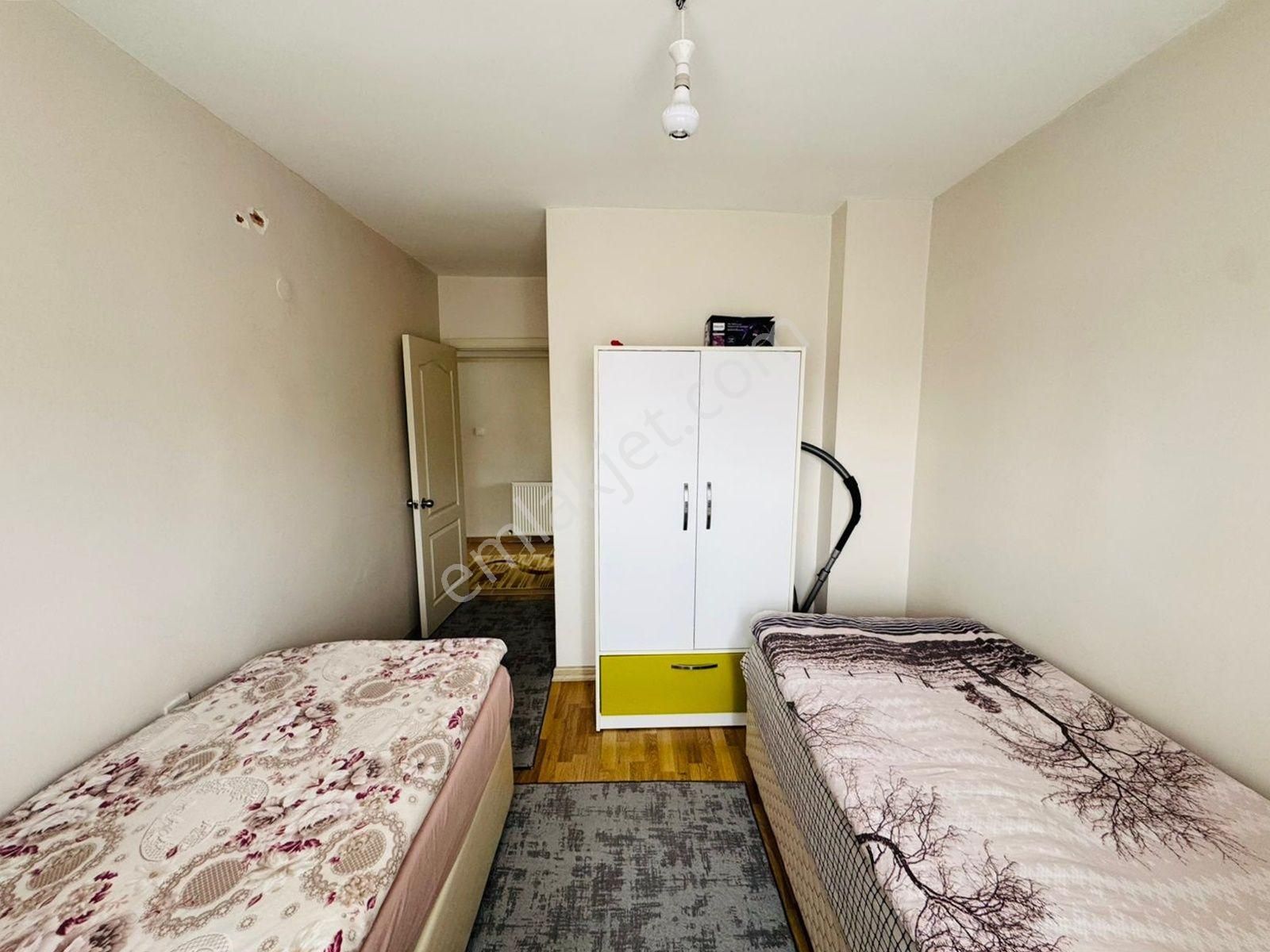 Bostancık Caddesi Üzerinde 3+1 Katta Satılık Daire !! - Görsel 11