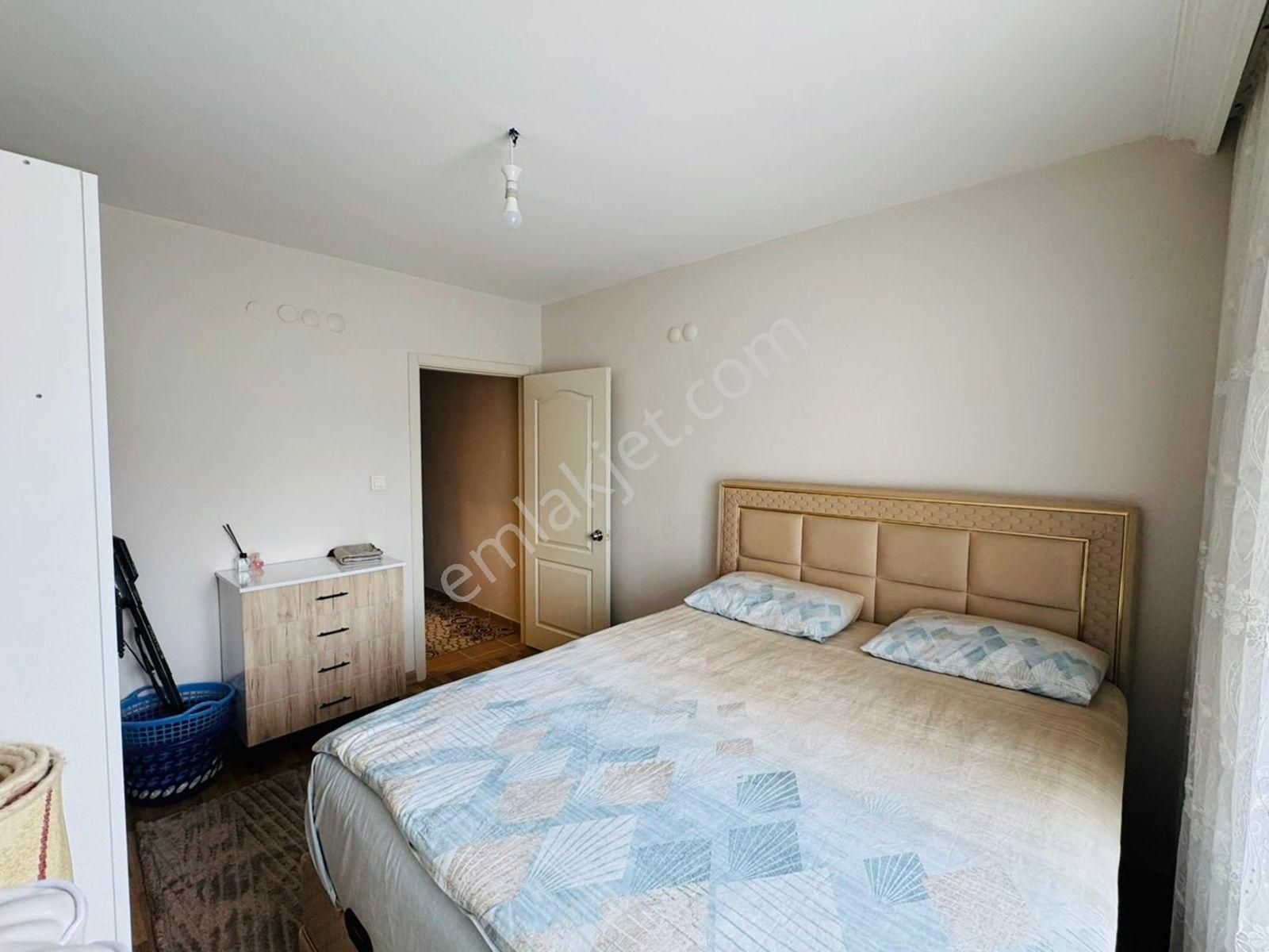 Bostancık Caddesi Üzerinde 3+1 Katta Satılık Daire !! - Görsel 9