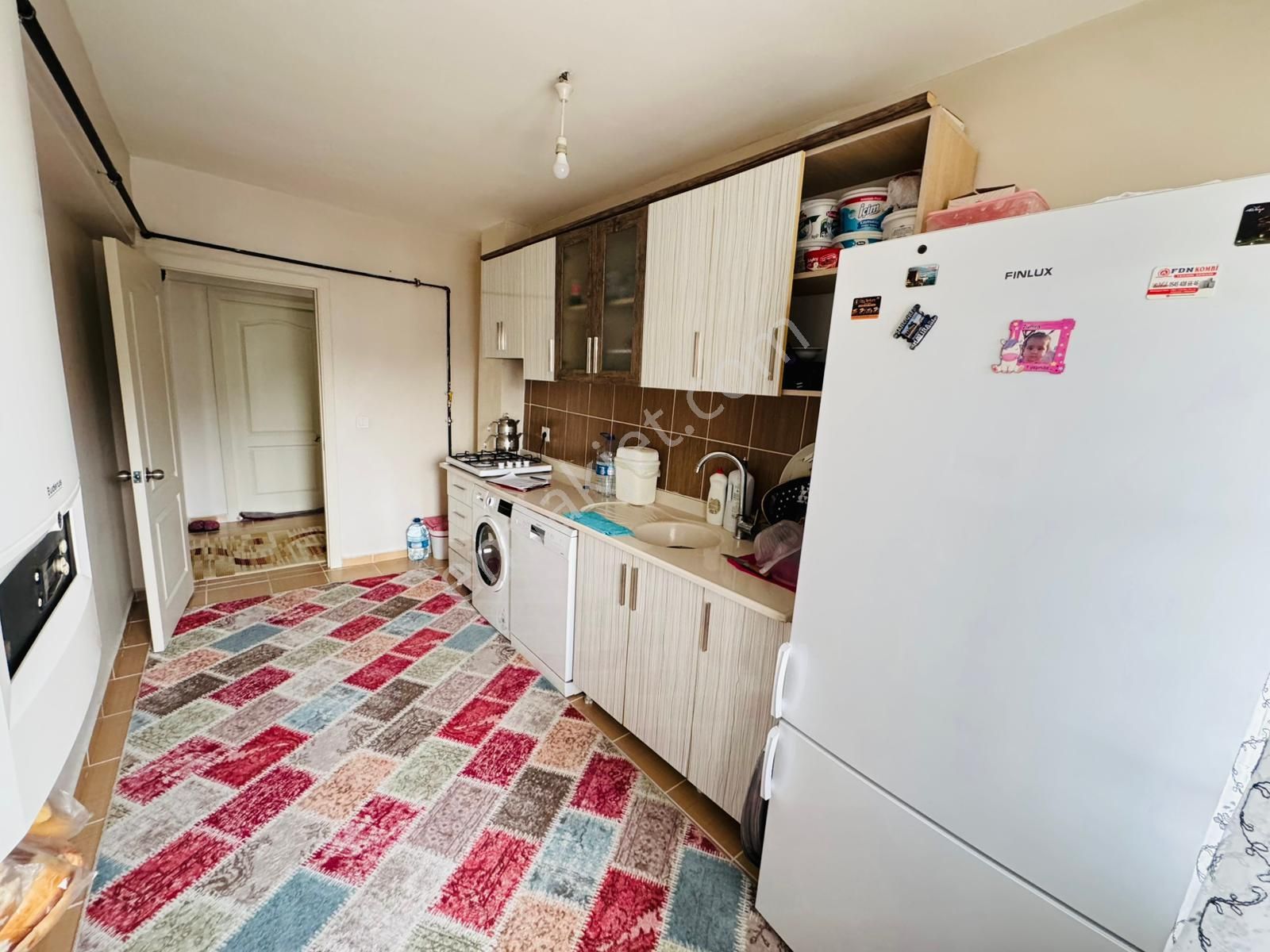 Bostancık Caddesi Üzerinde 3+1 Katta Satılık Daire !! - Görsel 5