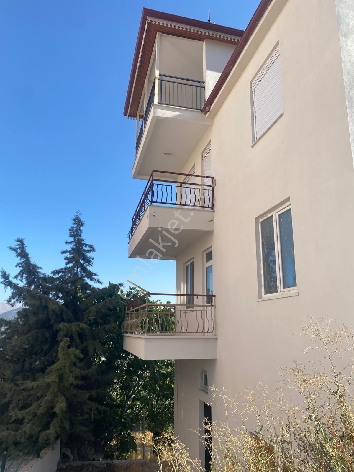 450 M² Arsa İçinde Muhteşem Teras Manzaralı Satılık Müstakil Ev - Görsel 9