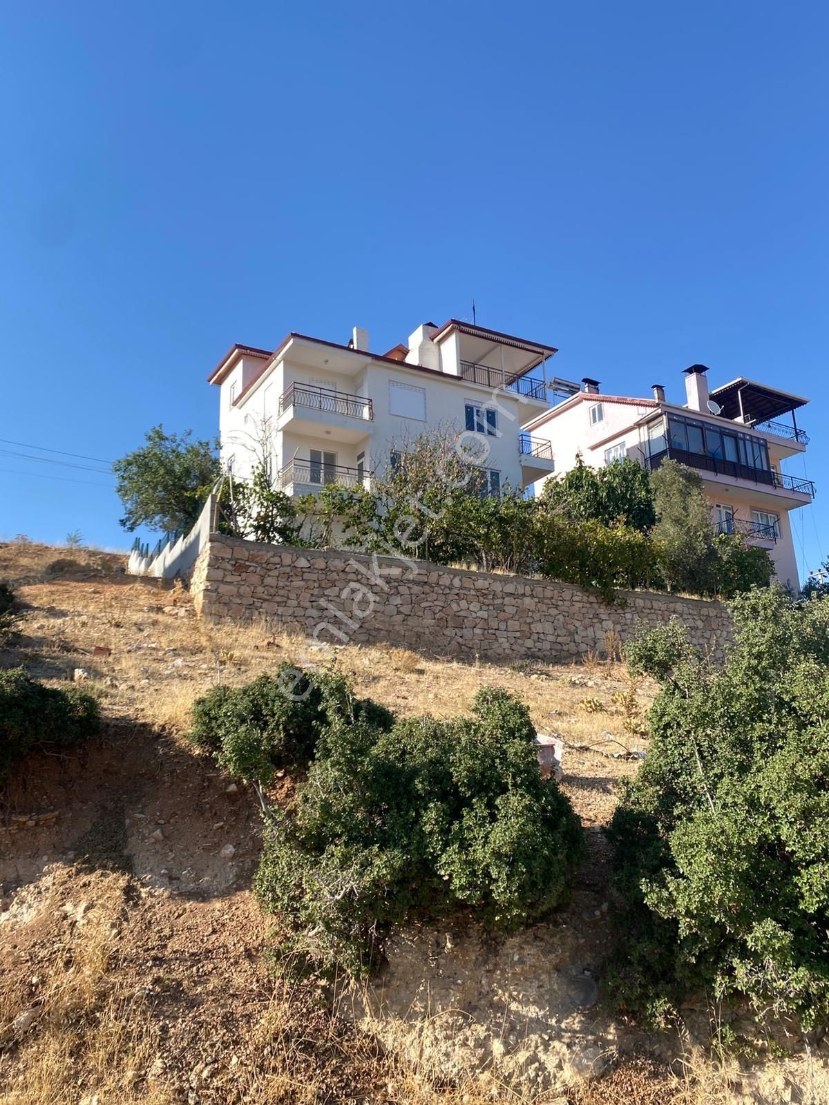 450 M² Arsa İçinde Muhteşem Teras Manzaralı Satılık Müstakil Ev - Görsel 6