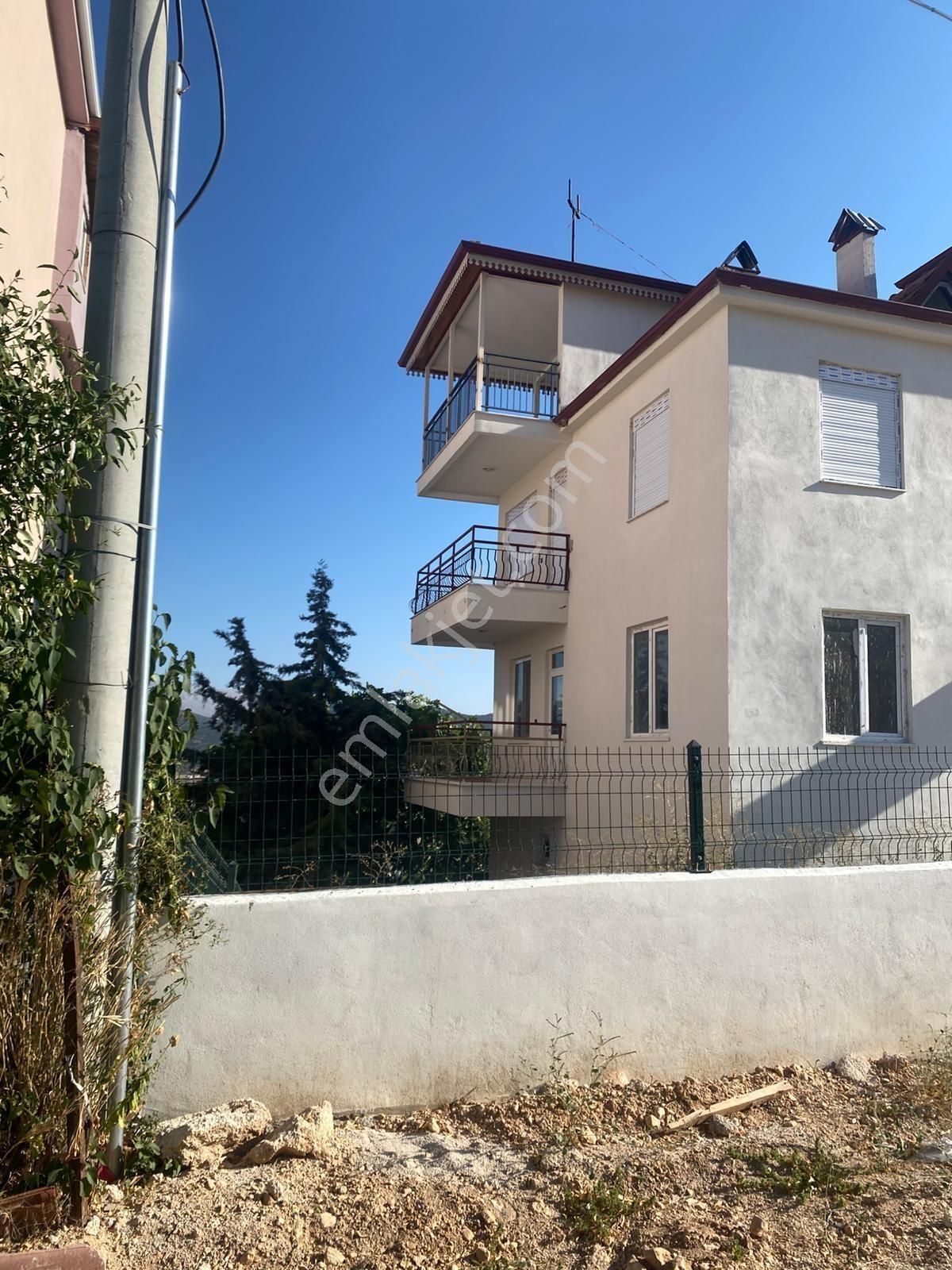 450 M² Arsa İçinde Muhteşem Teras Manzaralı Satılık Müstakil Ev - Görsel 11