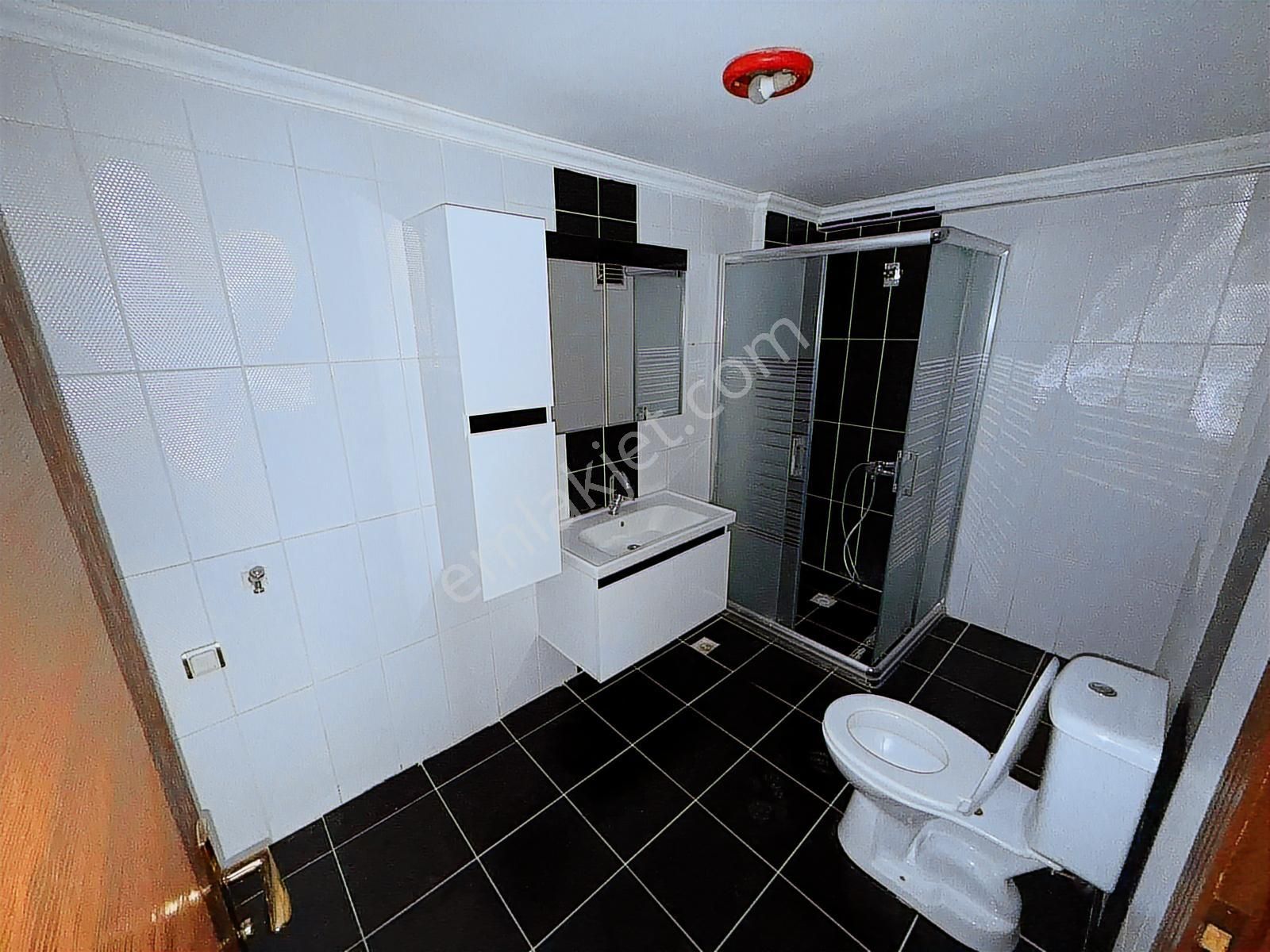 Rıza Acar'dan Avcılar Mah. Akgüvercin Cad. Üzeri Asansörlü Boş - Görsel 13