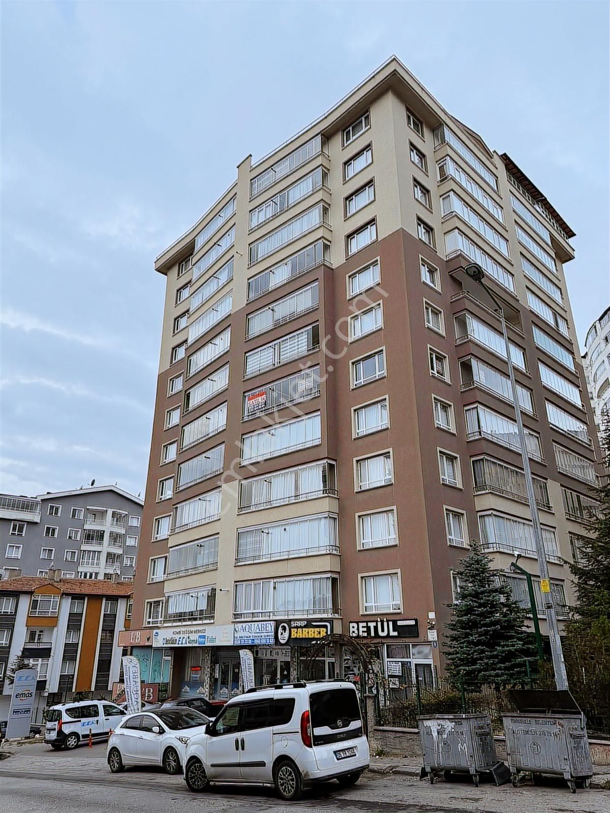 Rıza Acar'dan Avcılar Mah. Akgüvercin Cad. Üzeri Asansörlü Boş - Görsel 27