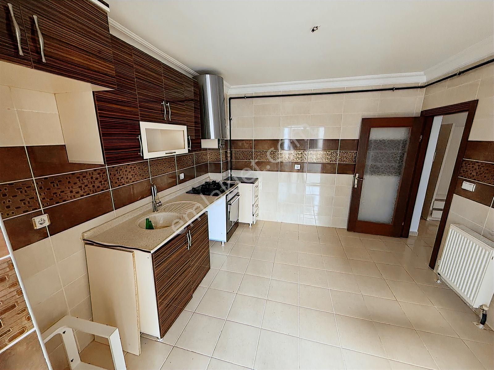 Rıza Acar'dan Avcılar Mah. Akgüvercin Cad. Üzeri Asansörlü Boş - Görsel 22