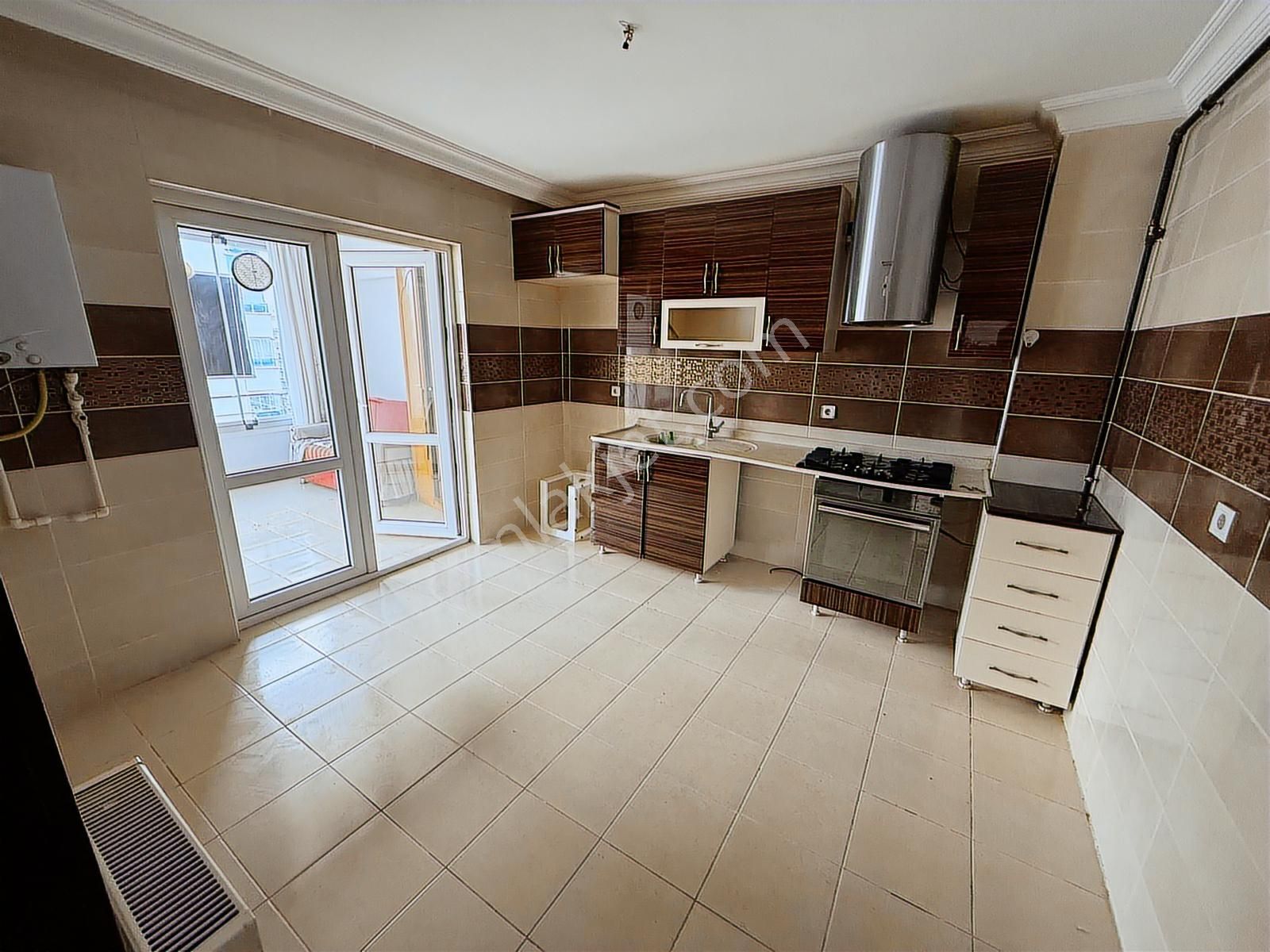 Rıza Acar'dan Avcılar Mah. Akgüvercin Cad. Üzeri Asansörlü Boş - Görsel 17