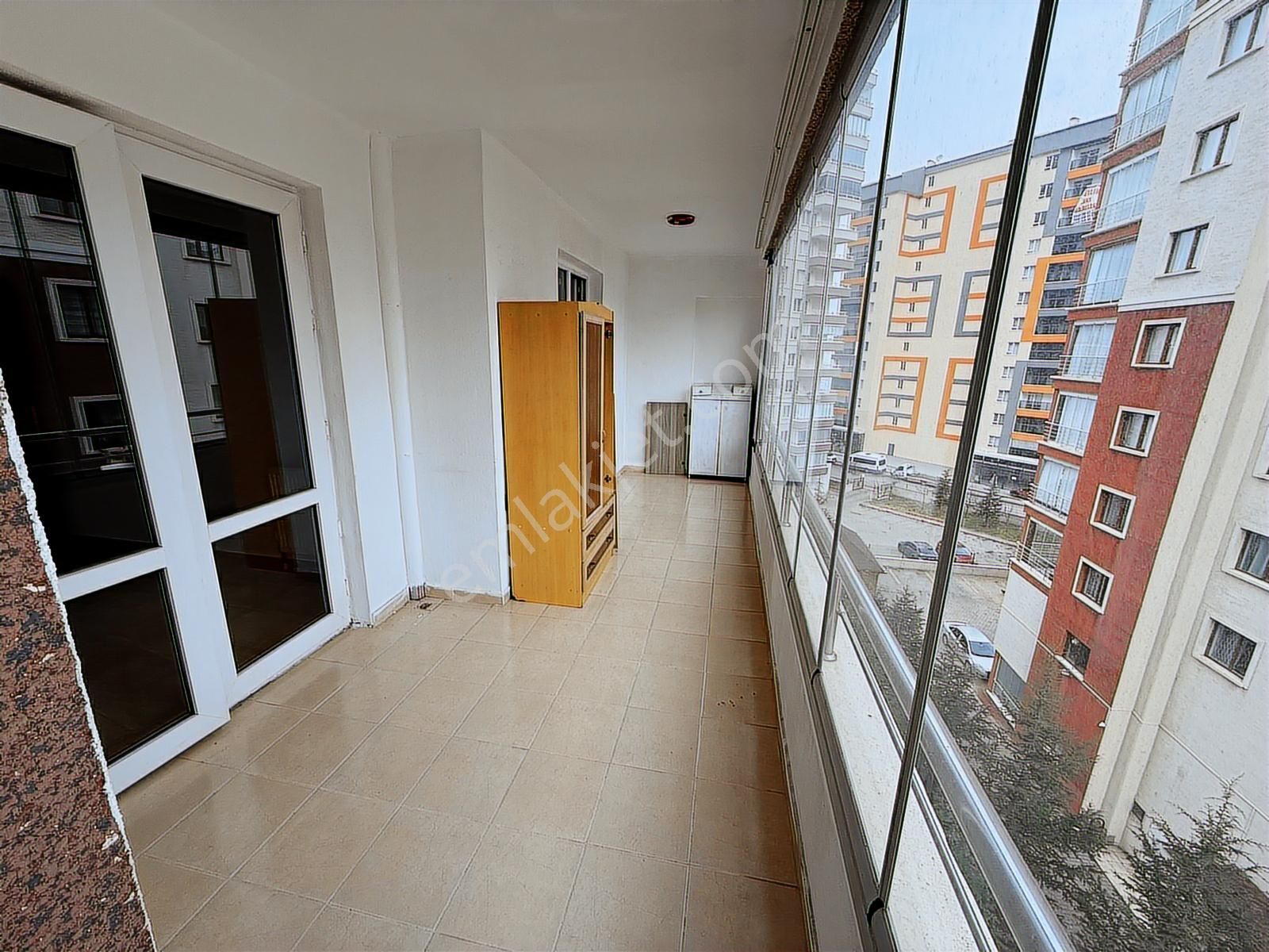 Rıza Acar'dan Avcılar Mah. Akgüvercin Cad. Üzeri Asansörlü Boş - Görsel 7