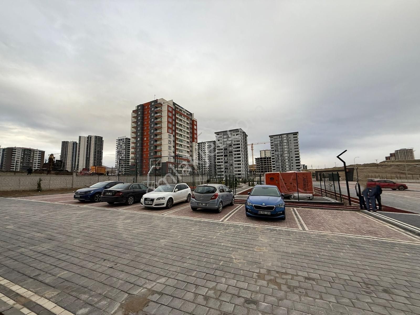 Rıza Acar'dan Astim Park Modern Sitesinde 1+1 Satılık - Görsel 3