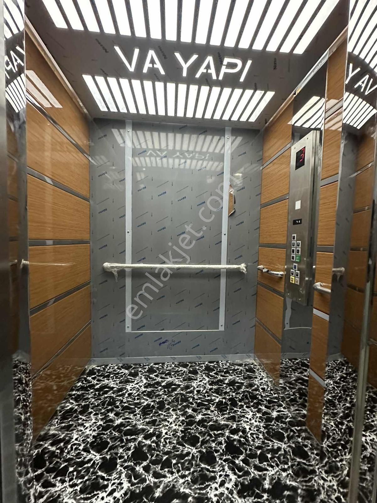 Cadde Üzeri Satılık 180 M2 3+1 Teraslı Daire - Görsel 16