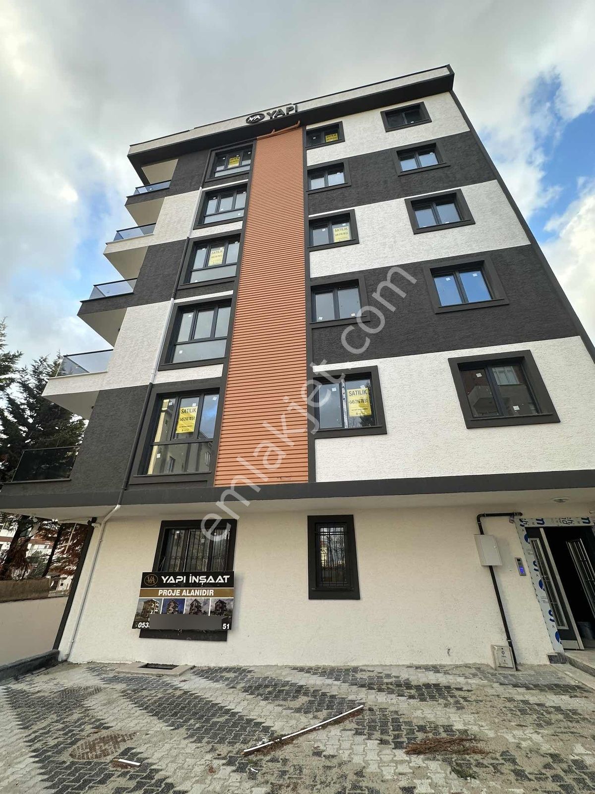 Cadde Üzeri Satılık 180 M2 3+1 Teraslı Daire - Görsel 8