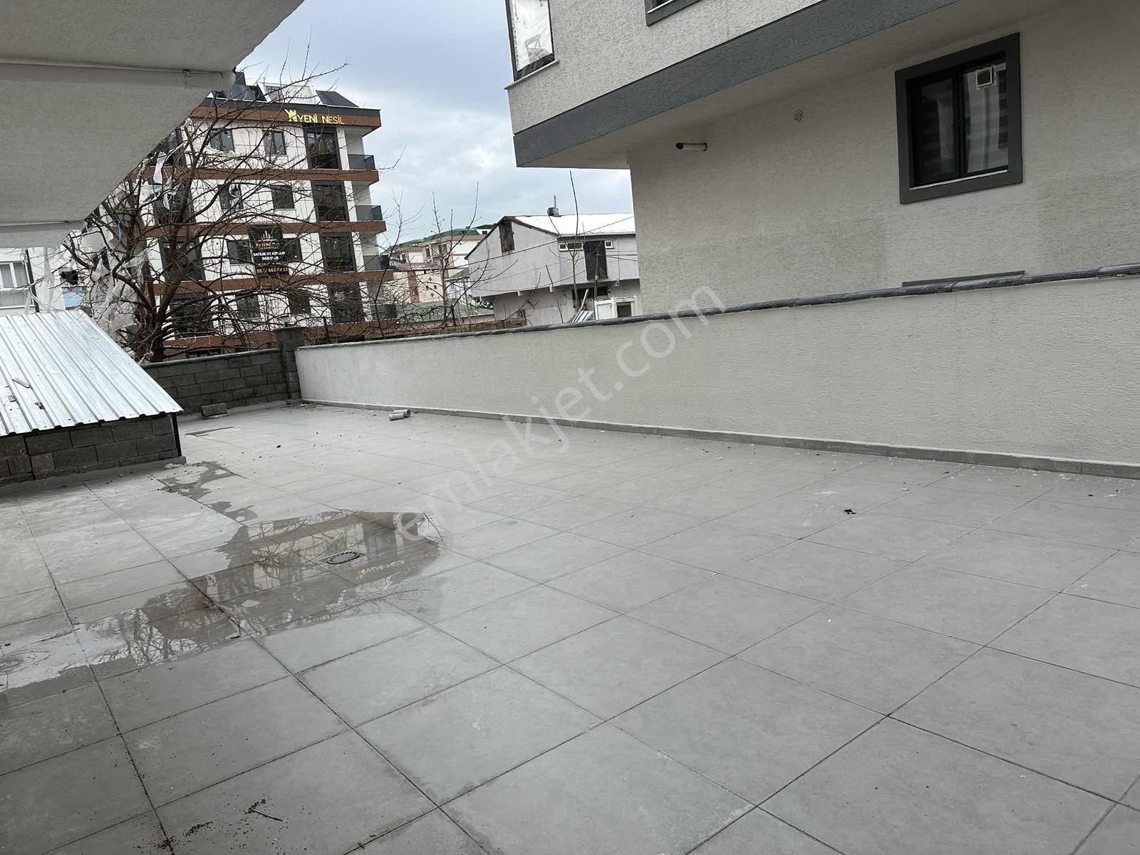 Cadde Üzeri Satılık 180 M2 3+1 Teraslı Daire - Görsel 21