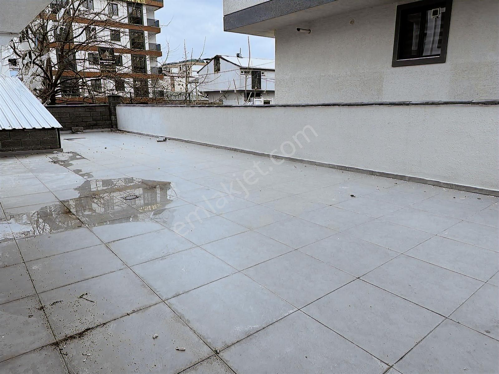 Cadde Üzeri Satılık 180 M2 3+1 Teraslı Daire - Görsel 11