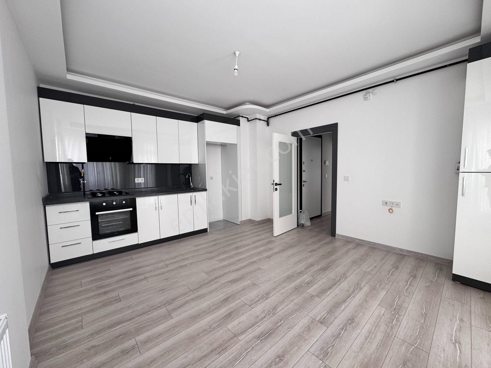 İncekte Bulvara Yakın | Ara Kat | Balkonlu | Kiralık 1+1 - Görsel 17