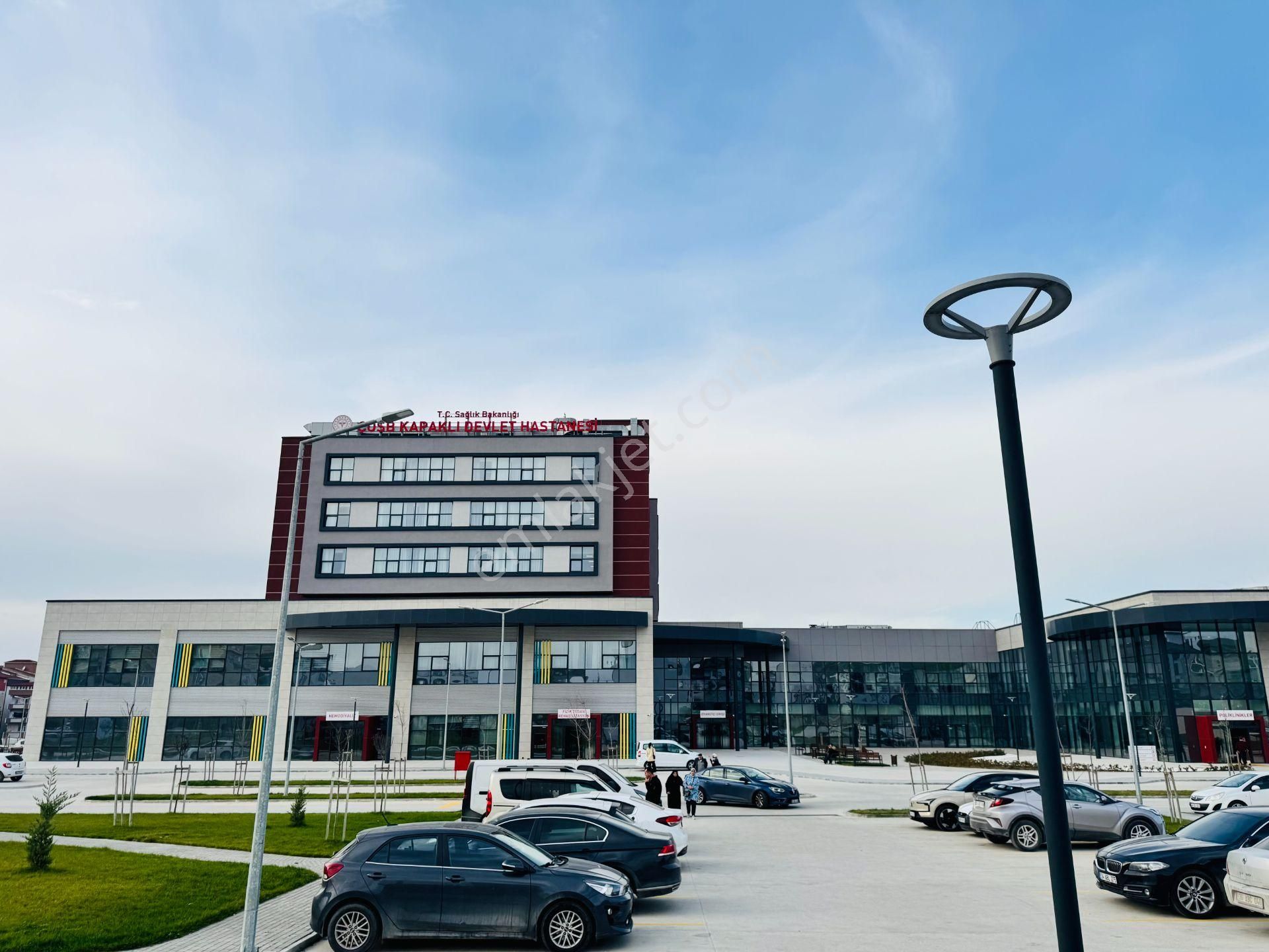 Güven'den Kapaklı'da Hastaneye Yakın Muhteşem Konumda1+1 Daire
