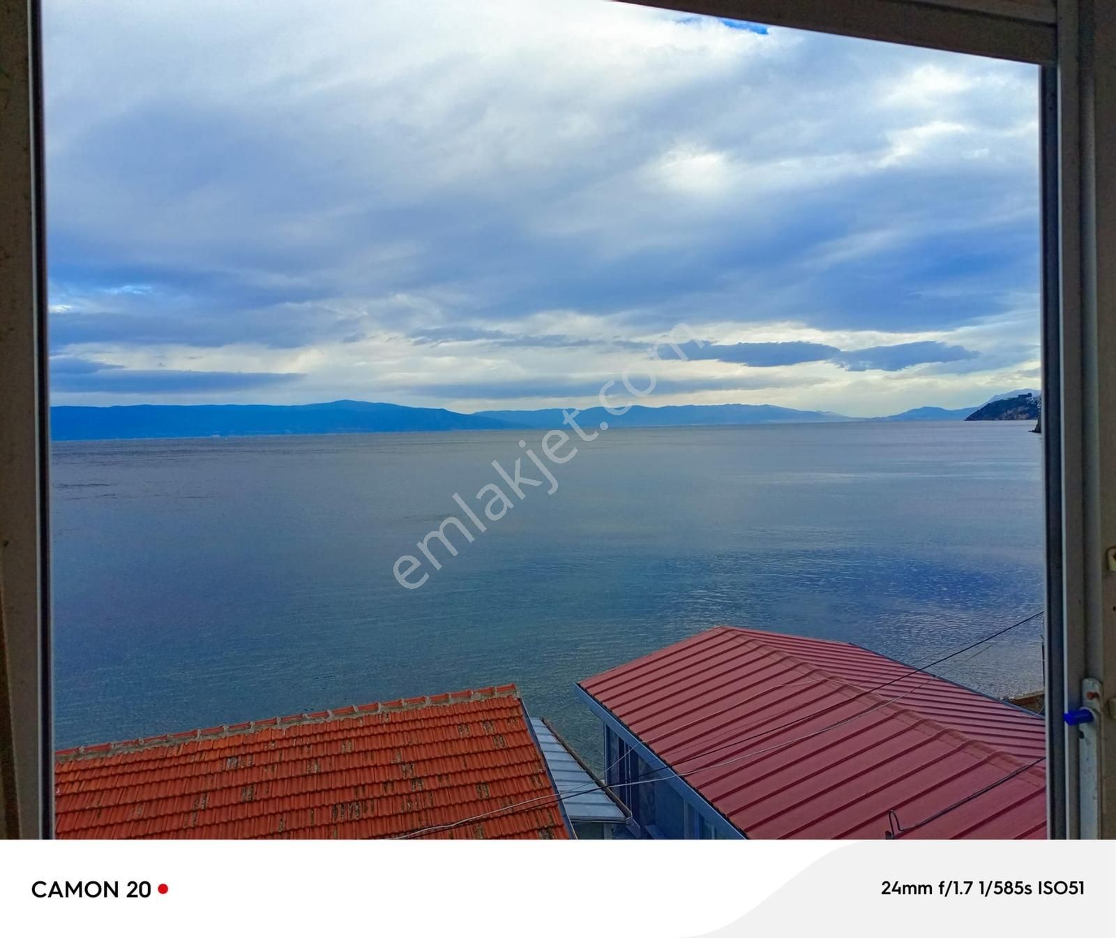 Mudanya, Kumyaka Deniz Manzaralı Satılık Bahçeli Müstakil Ev - Görsel 22