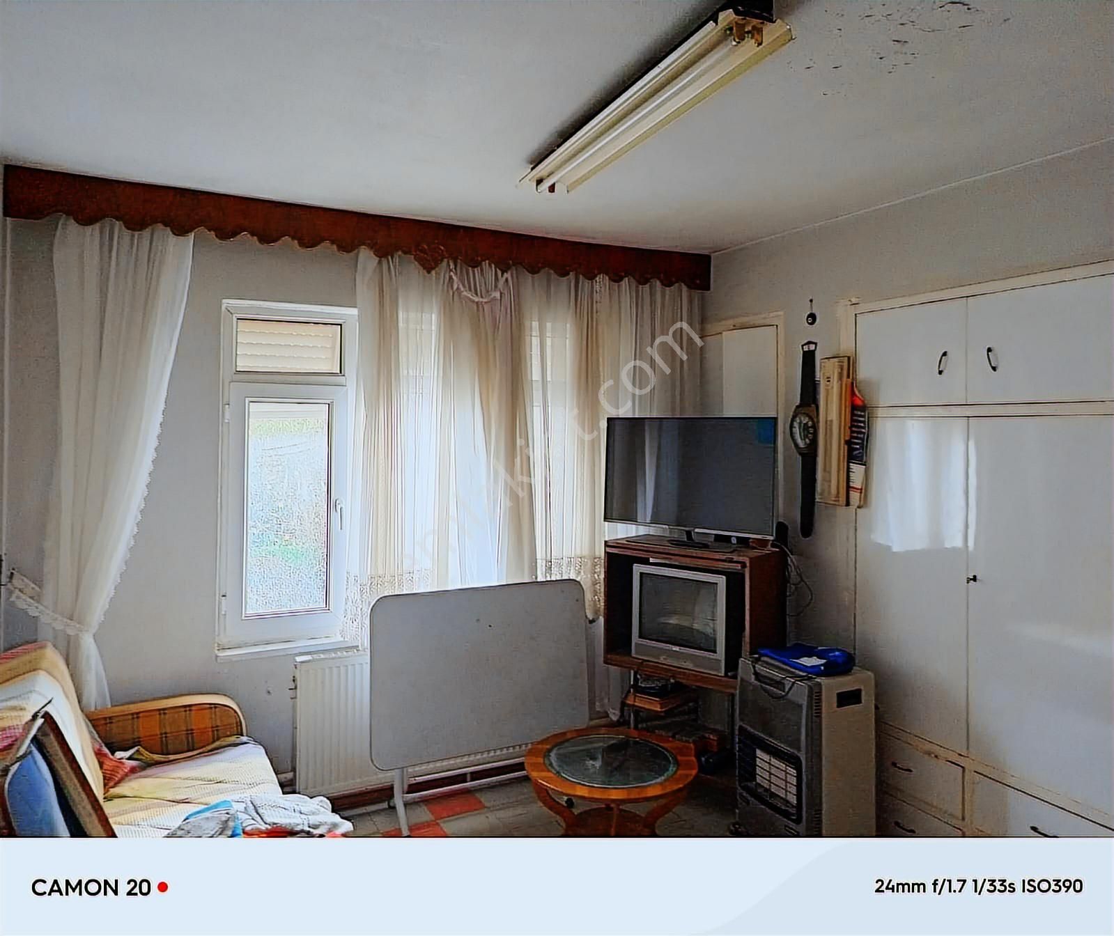 Mudanya, Kumyaka Deniz Manzaralı Satılık Bahçeli Müstakil Ev - Görsel 8