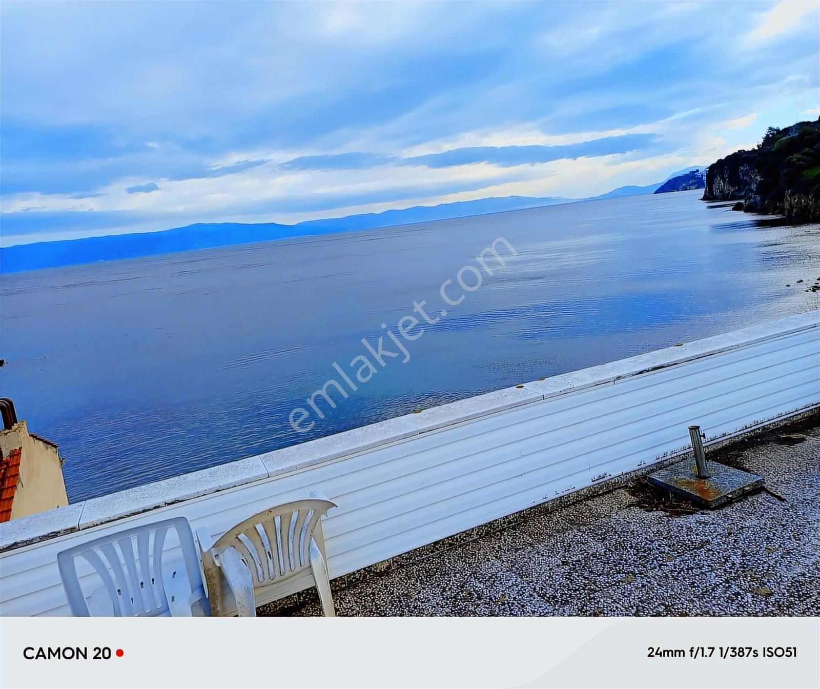 Mudanya, Kumyaka Deniz Manzaralı Satılık Bahçeli Müstakil Ev - Görsel 10