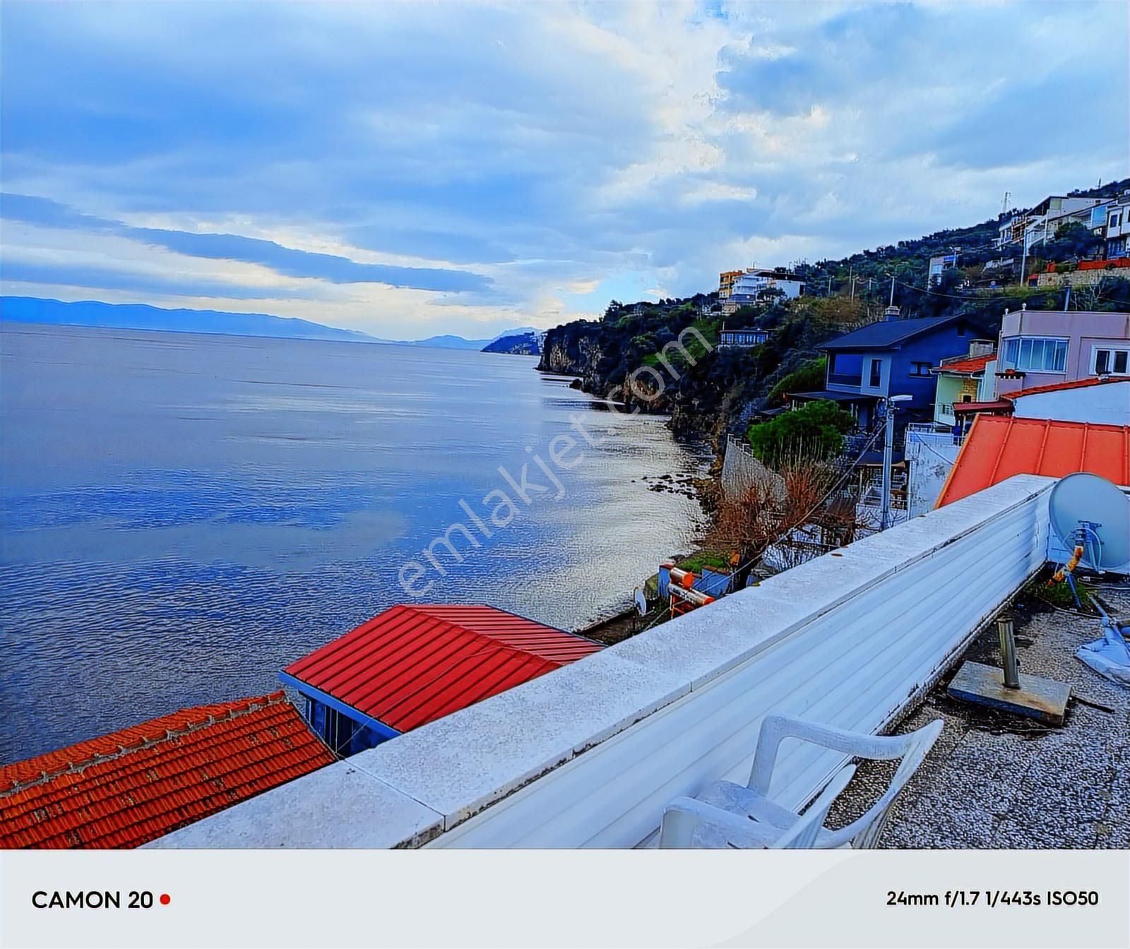 Mudanya, Kumyaka Deniz Manzaralı Satılık Bahçeli Müstakil Ev - Görsel 18