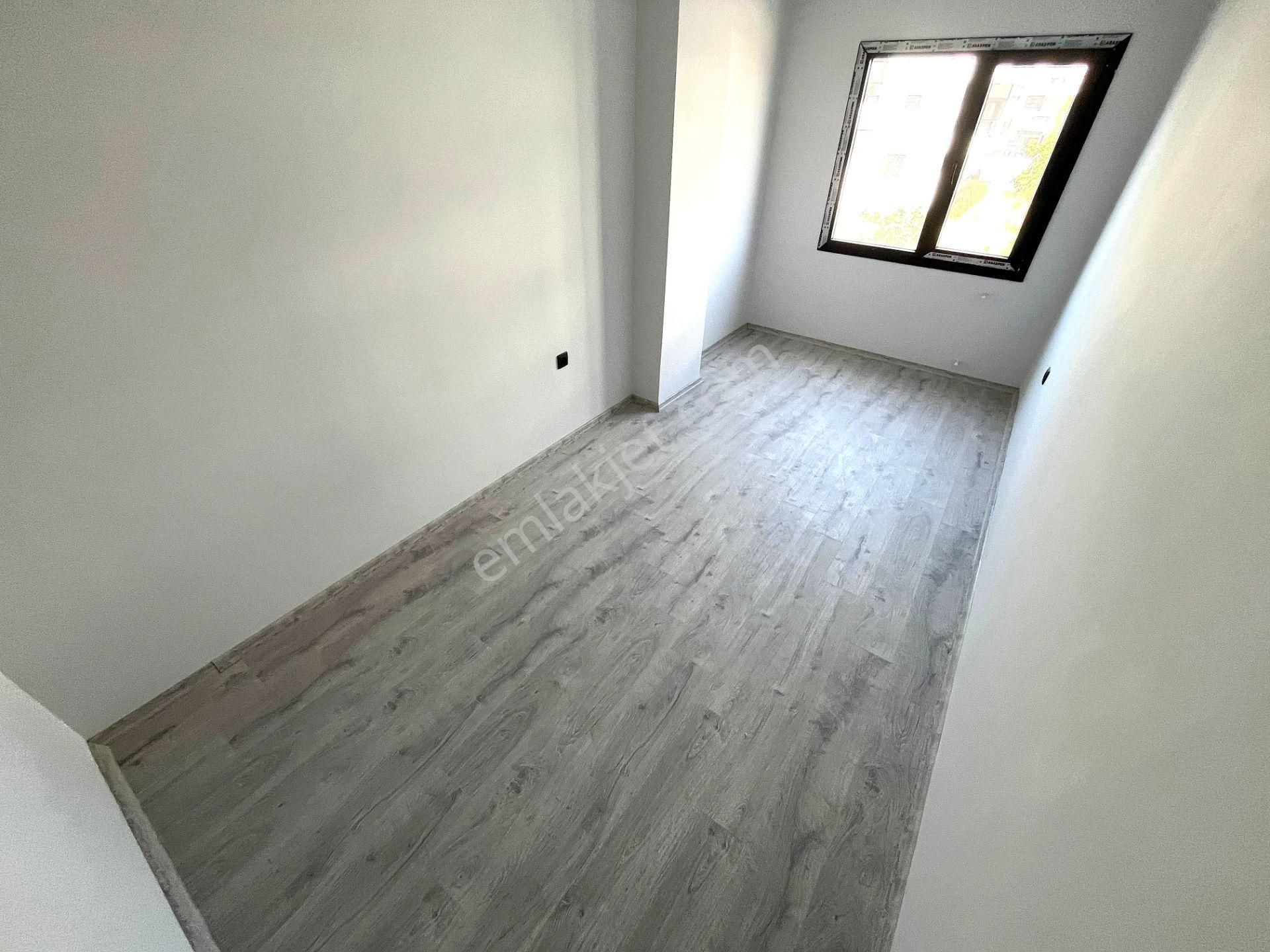 Akçay'da Aygül'den Merkezi Lokasyonda Sıfır Ara Kat Ön Cephe Ayrı Mutfak Ebeveynli 2+1 Satılık Daire - Görsel 25