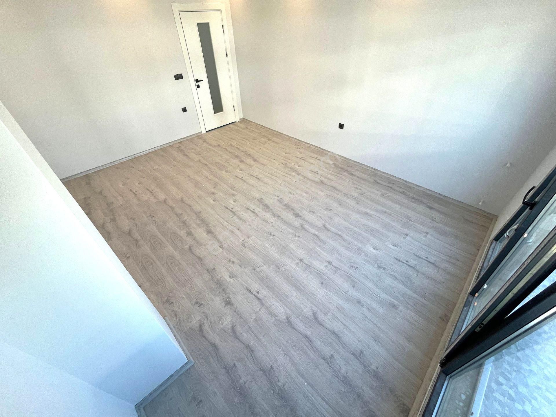 Akçay'da Aygül'den Merkezi Lokasyonda Sıfır Ara Kat Ön Cephe Ayrı Mutfak Ebeveynli 2+1 Satılık Daire - Görsel 11