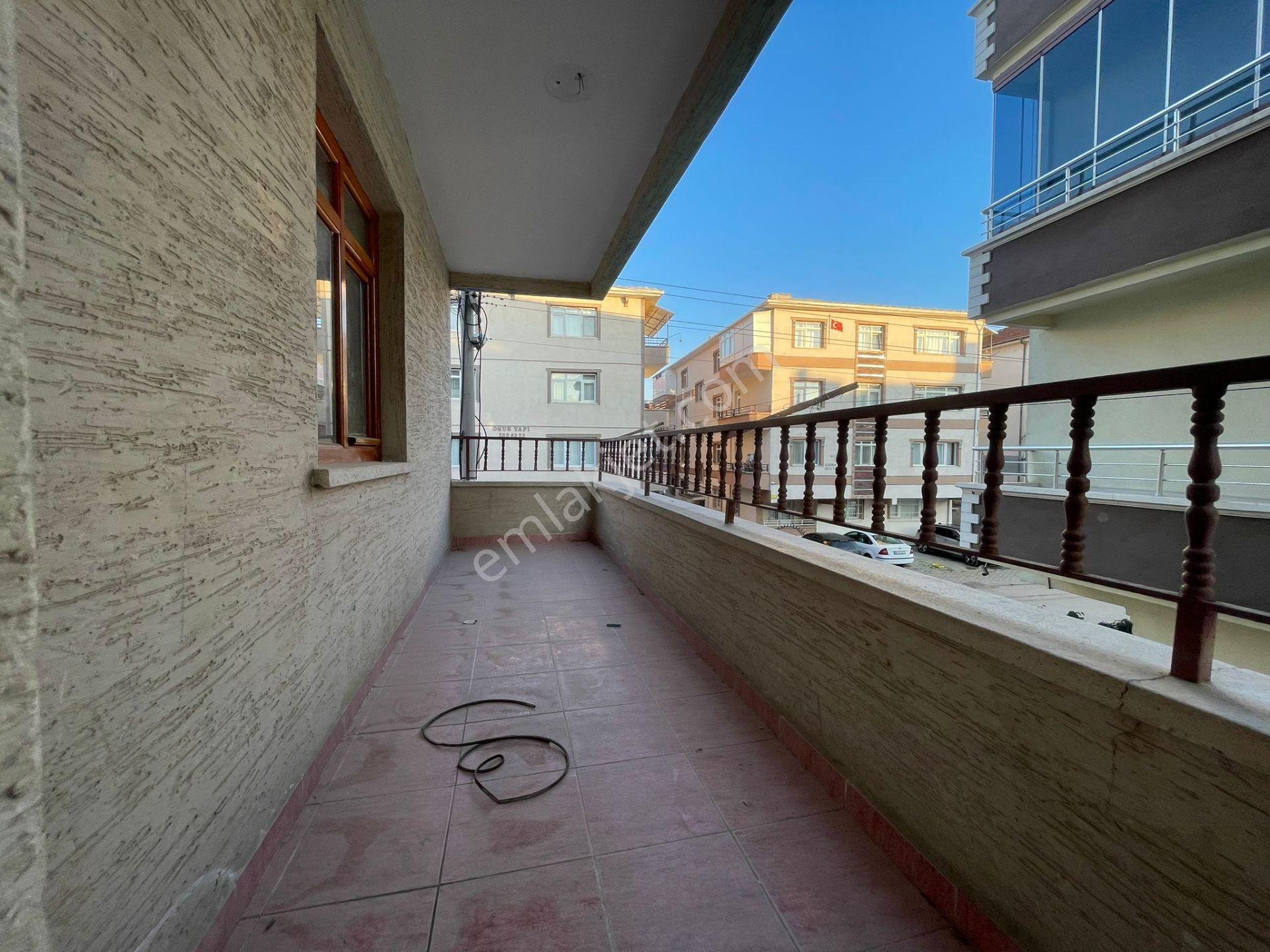 Akşemsettin Mahallesinde 3+1 Katta Satılık Daire - Görsel 17