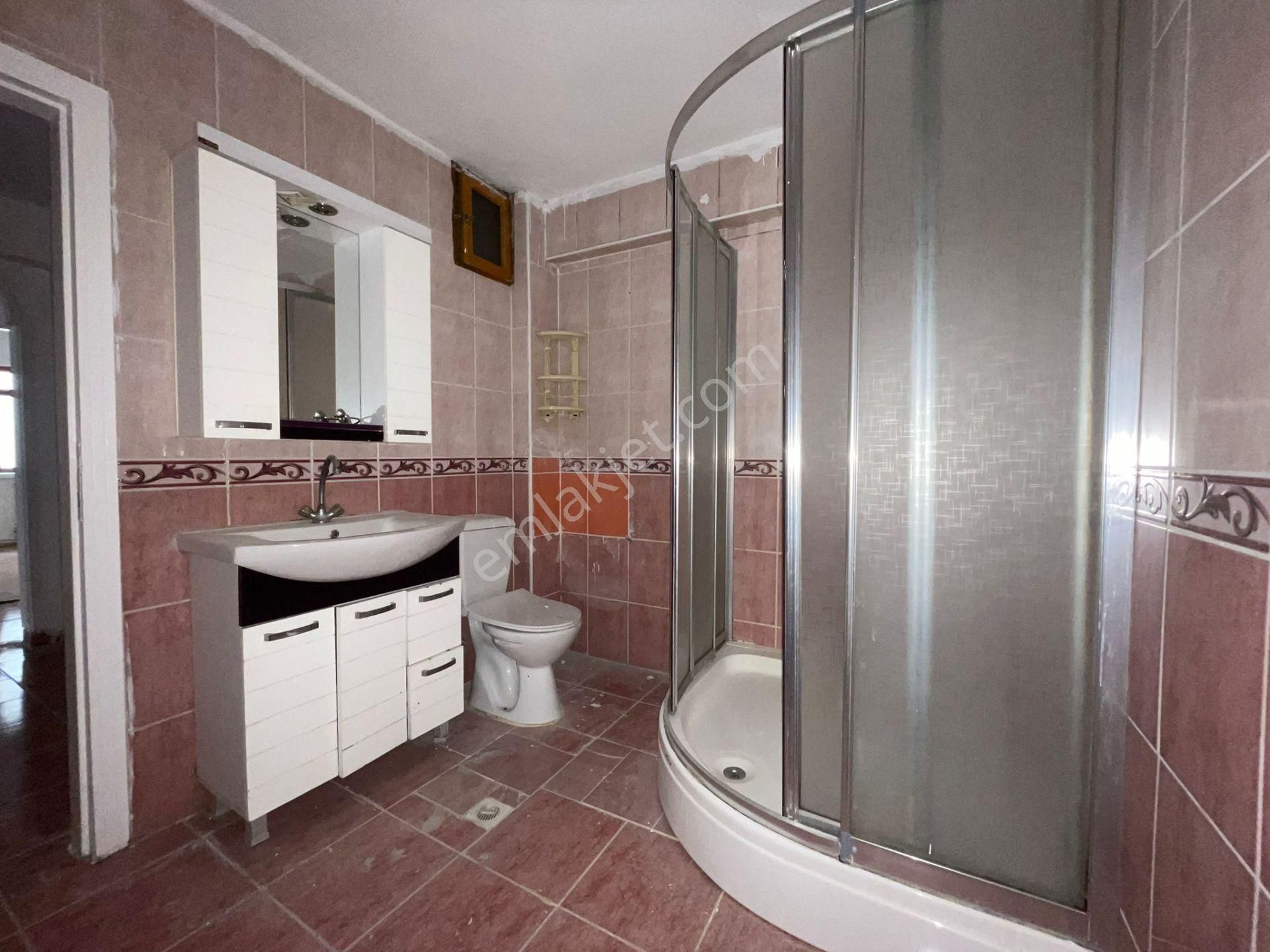 Akşemsettin Mahallesinde 3+1 Katta Satılık Daire - Görsel 26