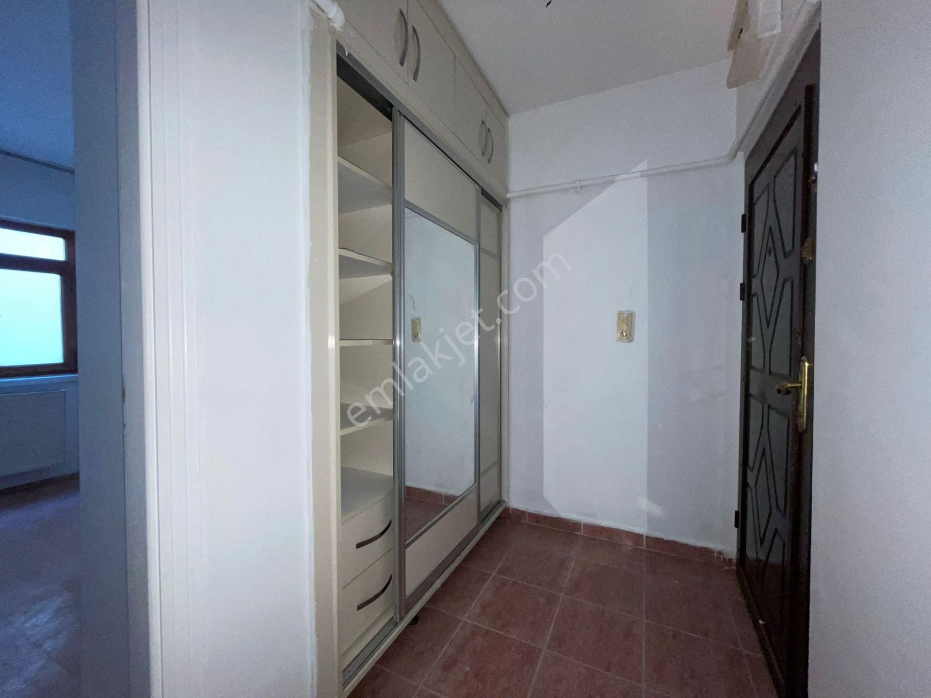 Akşemsettin Mahallesinde 3+1 Katta Satılık Daire - Görsel 21