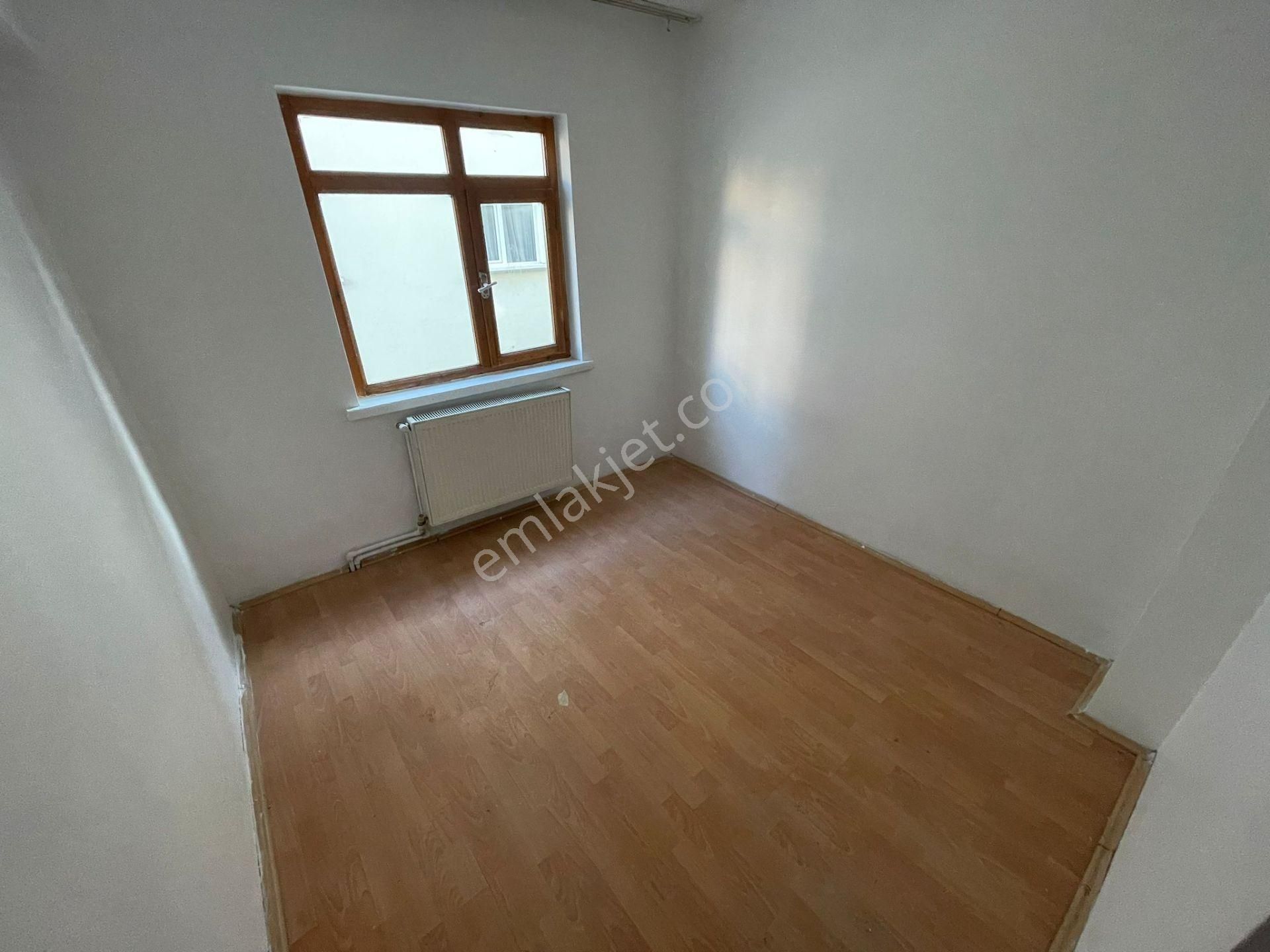 Akşemsettin Mahallesinde 3+1 Katta Satılık Daire - Görsel 9