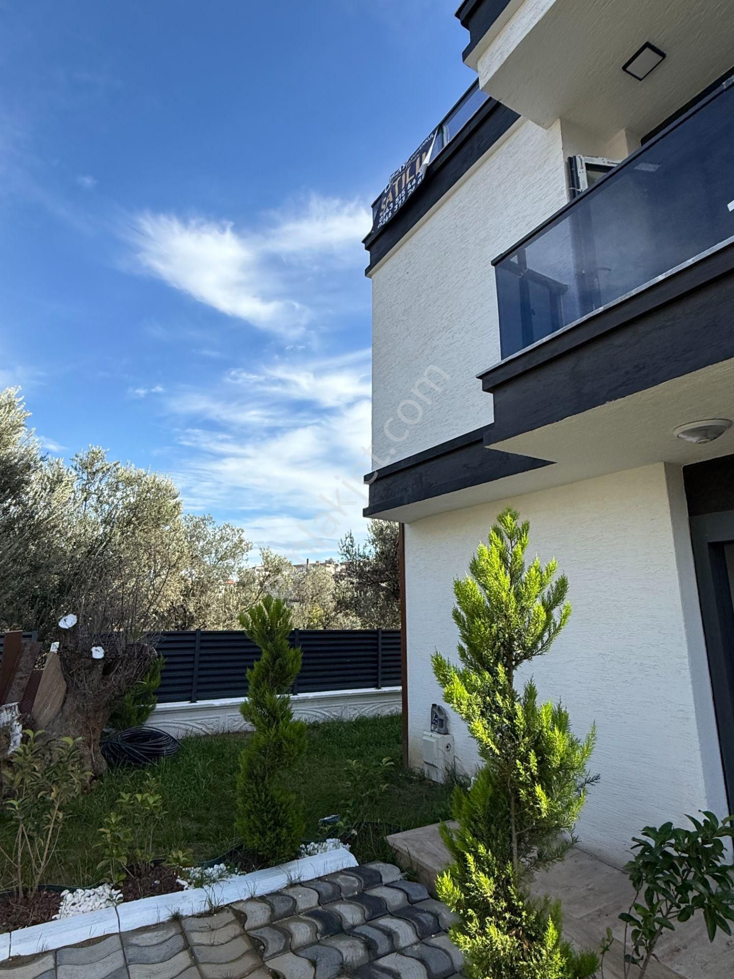 Hamidiyenin En Yeni Gözdesi... Özel Havuzlu 3+1 Satılık Villa - Görsel 11