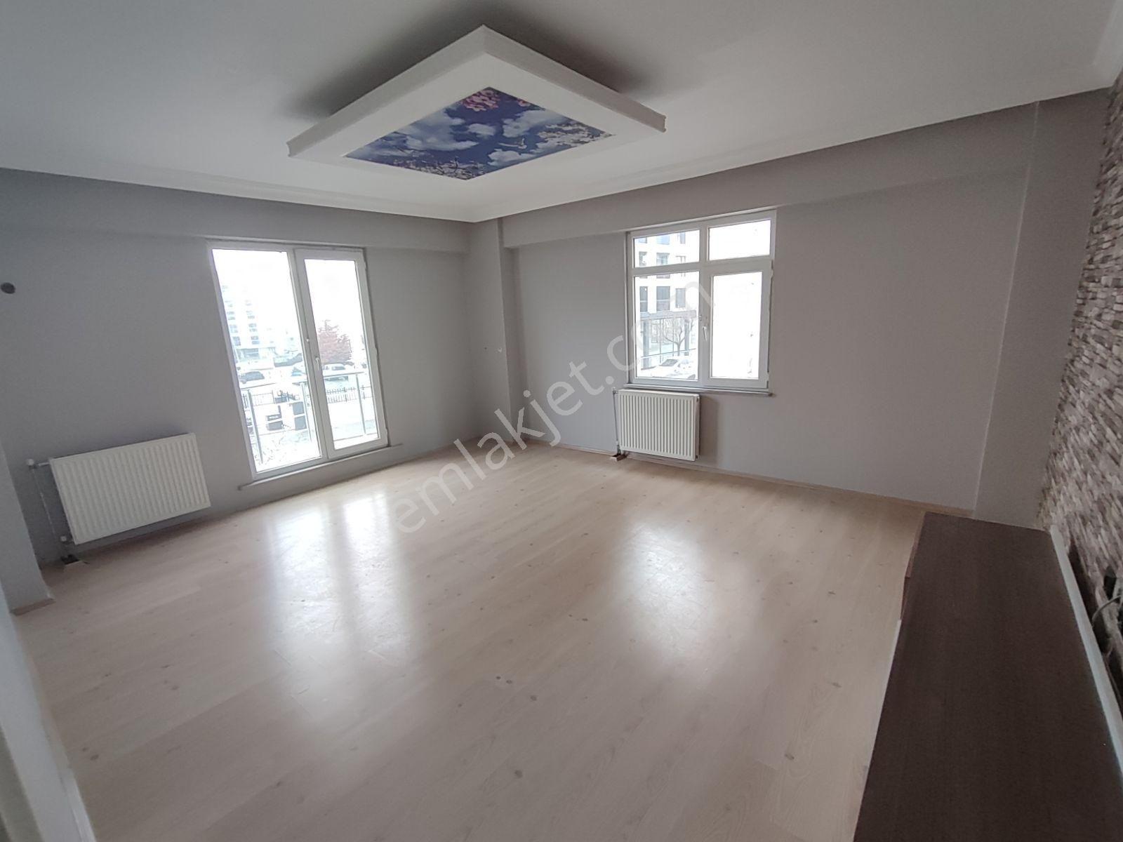 Rumeli'de Cumhuriyet Parkı Yanında 105m² Ara Kat 2+1 - Görsel 4