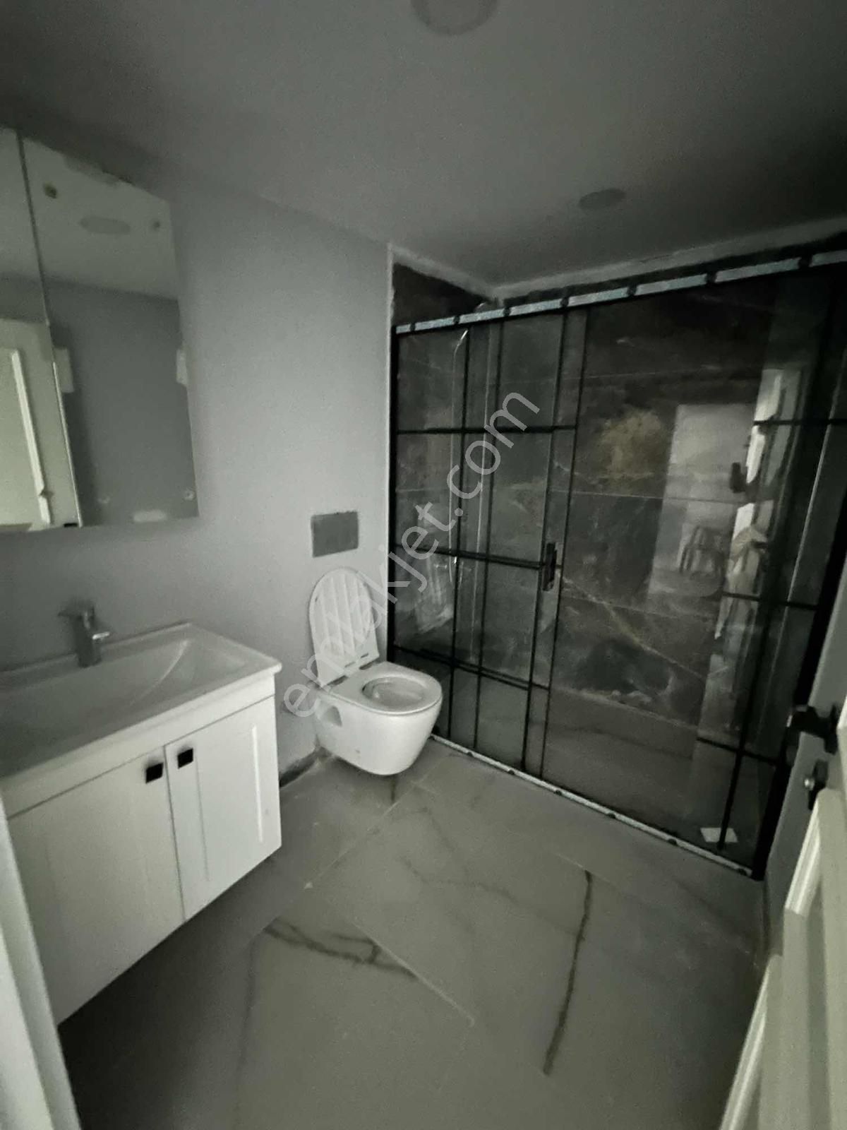 Kule Park Farkıyla Çınarlı'da İkiz 6+1 Tribleks Site İçi Villa - Görsel 29