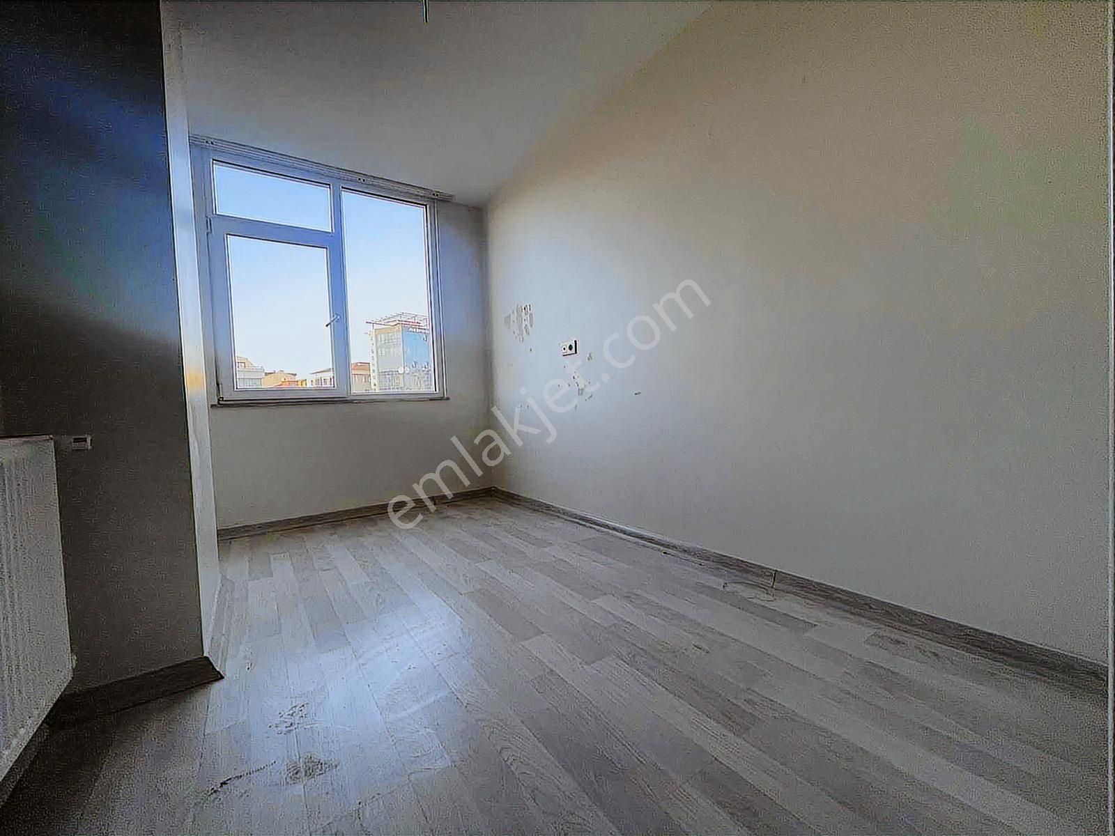 Çekmeköy Sosyal Donatılı Site İçi 3+1 Boş Satılık Daire - Görsel 14