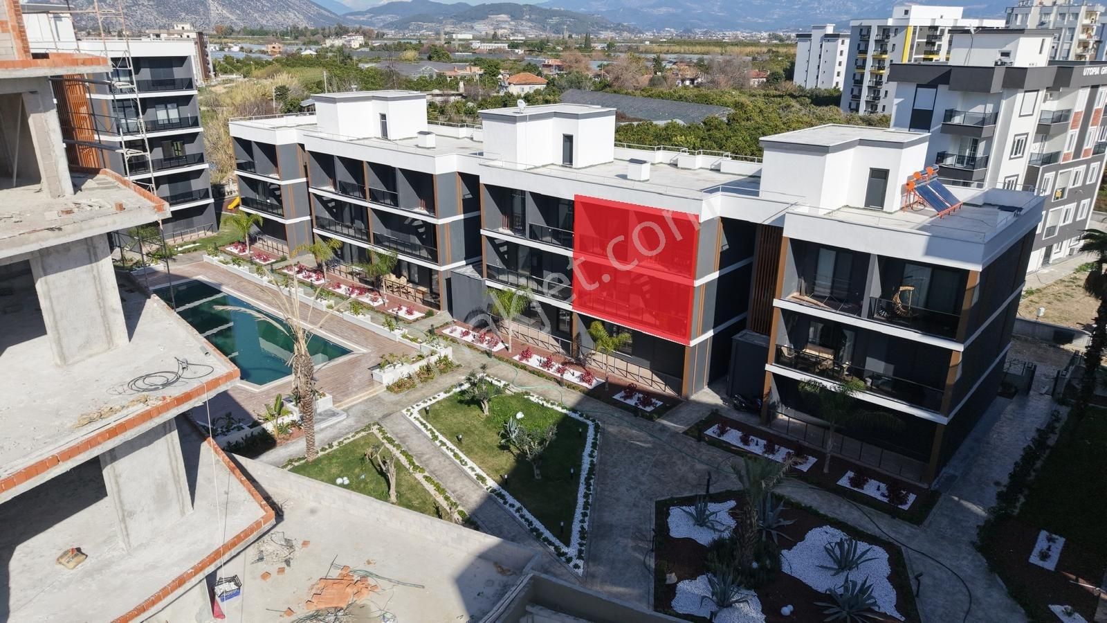 Denize Sıfır Konumda 4+1 Havuzlu Site İçi Lüks Daire - Görsel 11