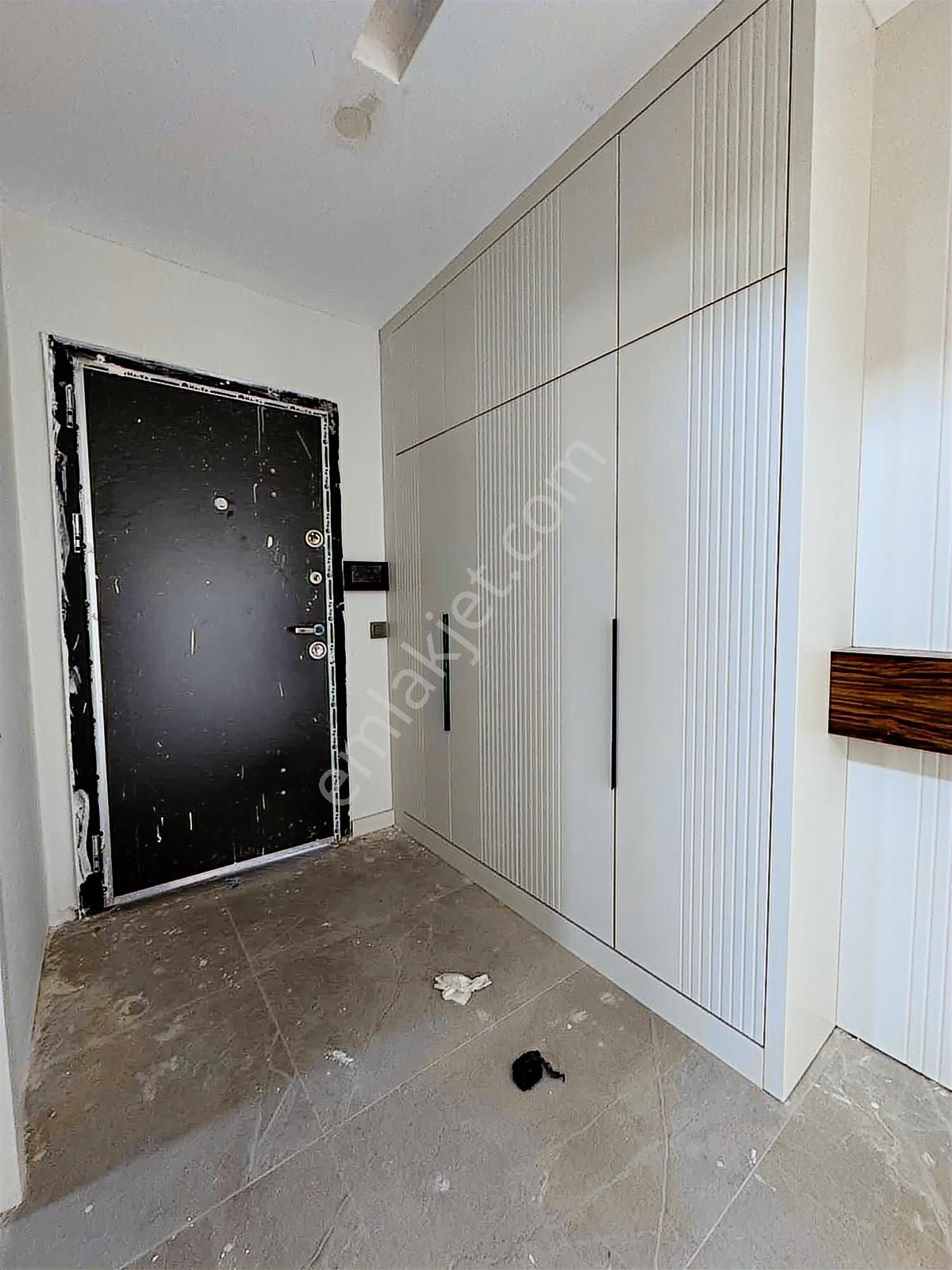 Denize Sıfır Konumda 4+1 Havuzlu Site İçi Lüks Daire - Görsel 8