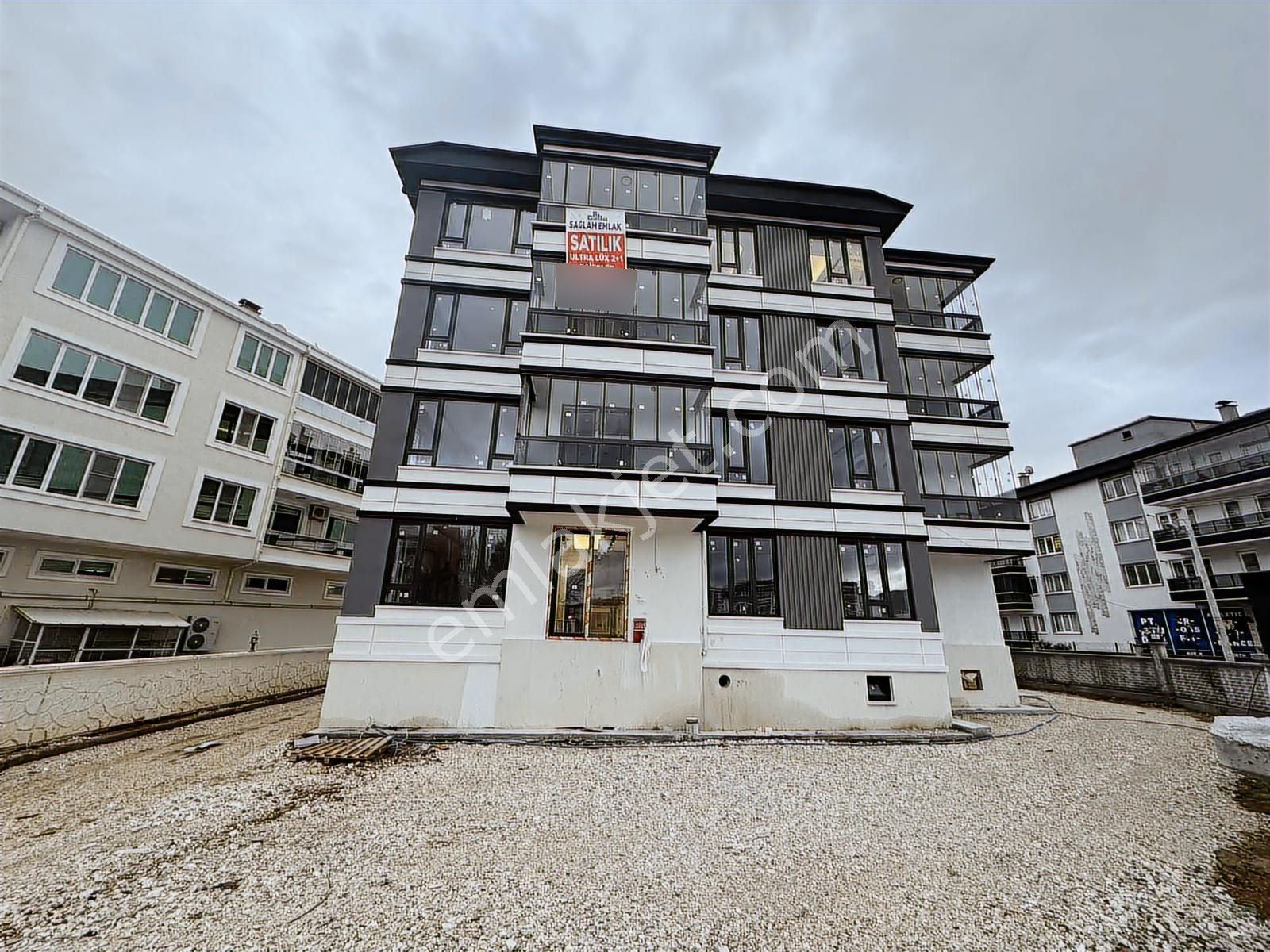 Sağlam Emlak Selçukluda Satılık Ultra Lüx 2+1 Daireler - Görsel 15