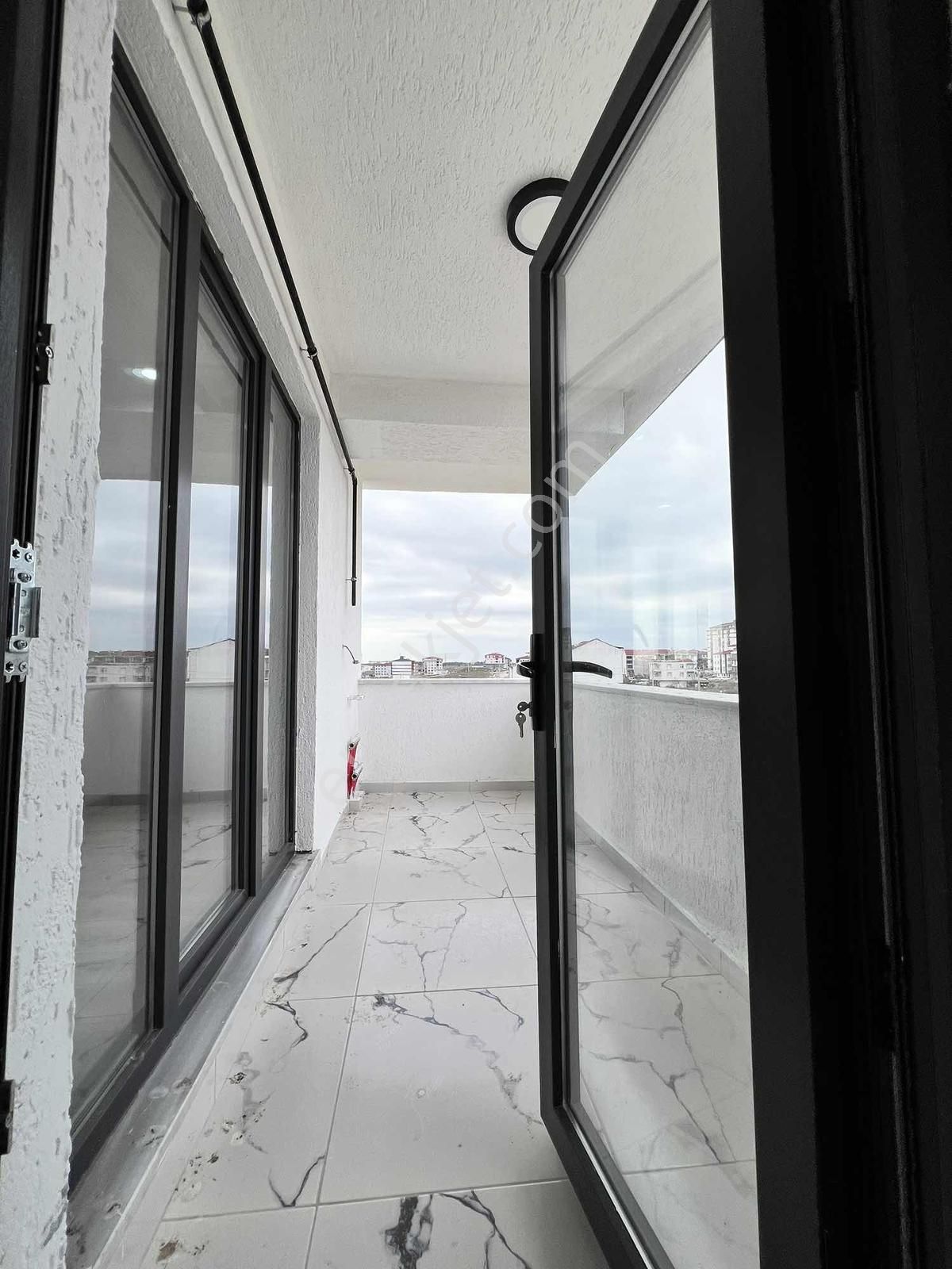 Onay 'dan Kapaklı Yunus Emre Arakat Lüks 2+1 Daire - Görsel 7